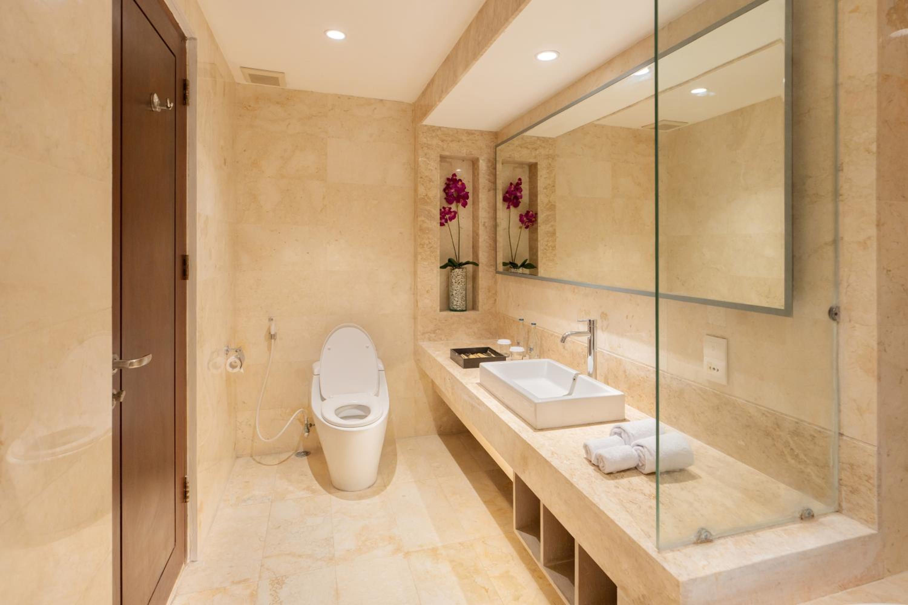 Deluxe Queen Room photo 2