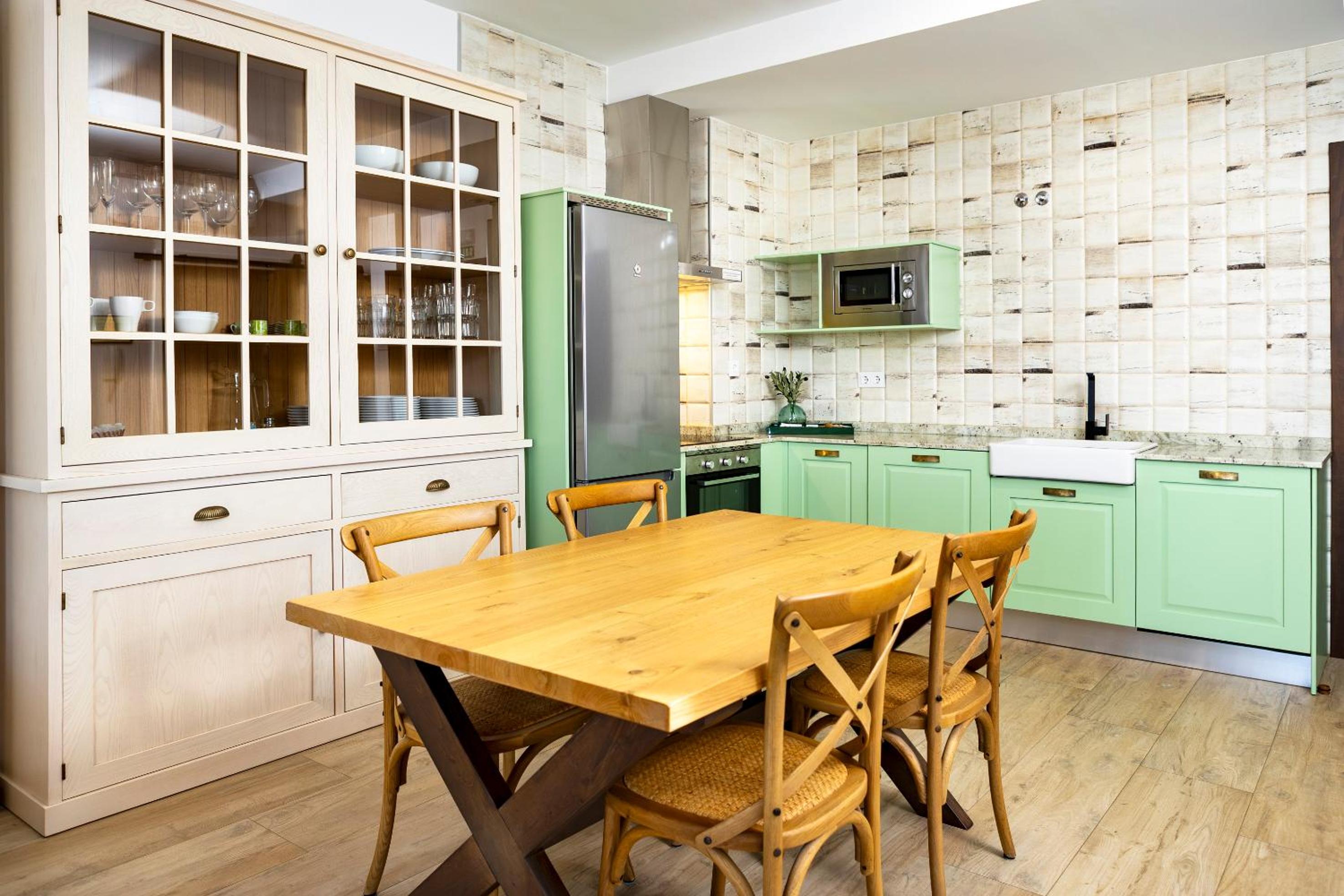One-Bedroom Apartment - Photo 16