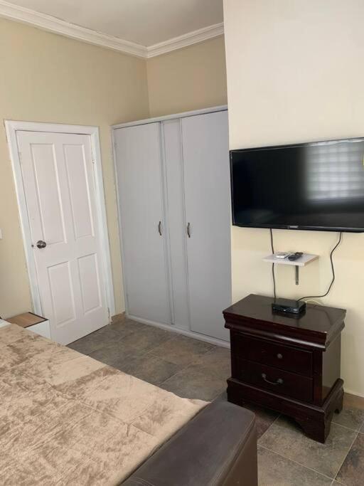 Two-Bedroom Apartment photo 2