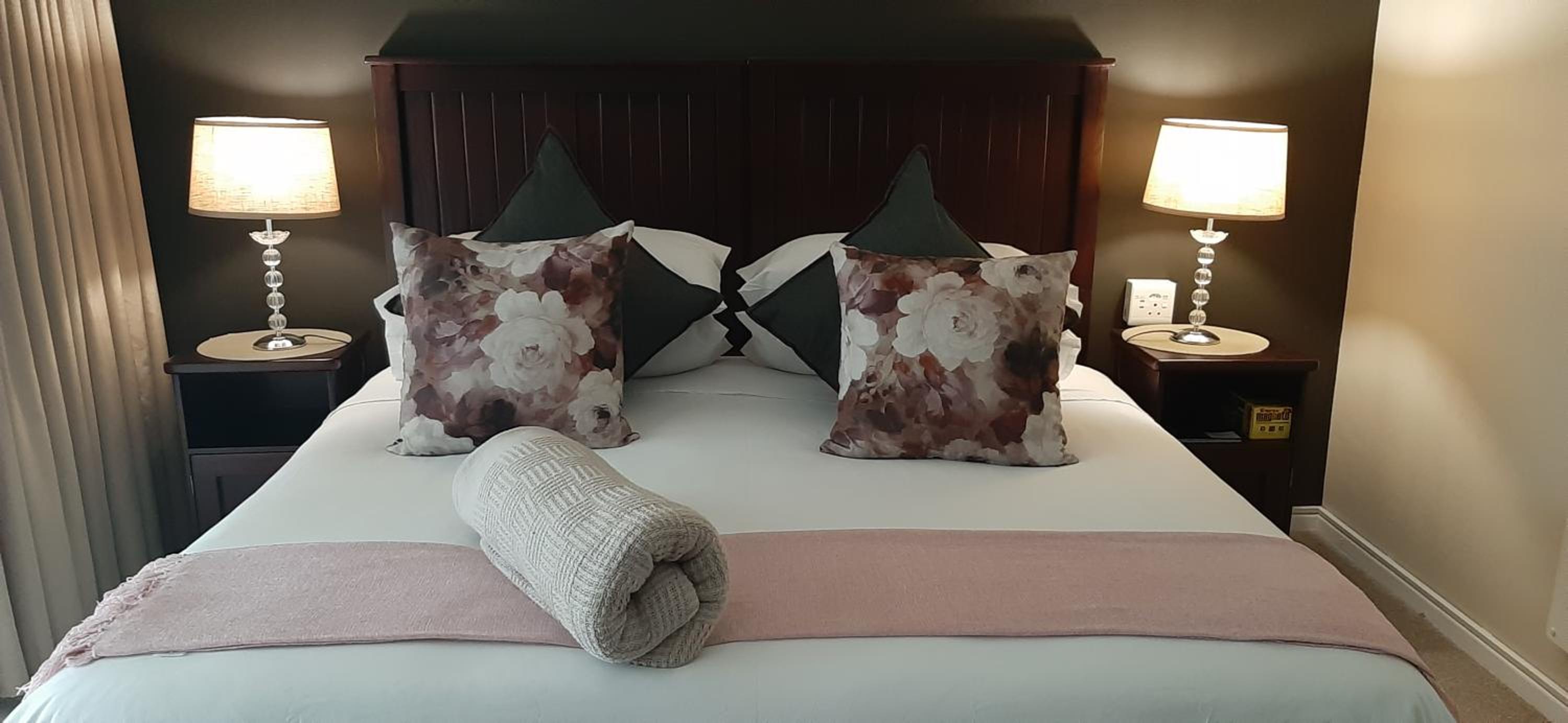 Standard Double Room with Fan - Photo 10