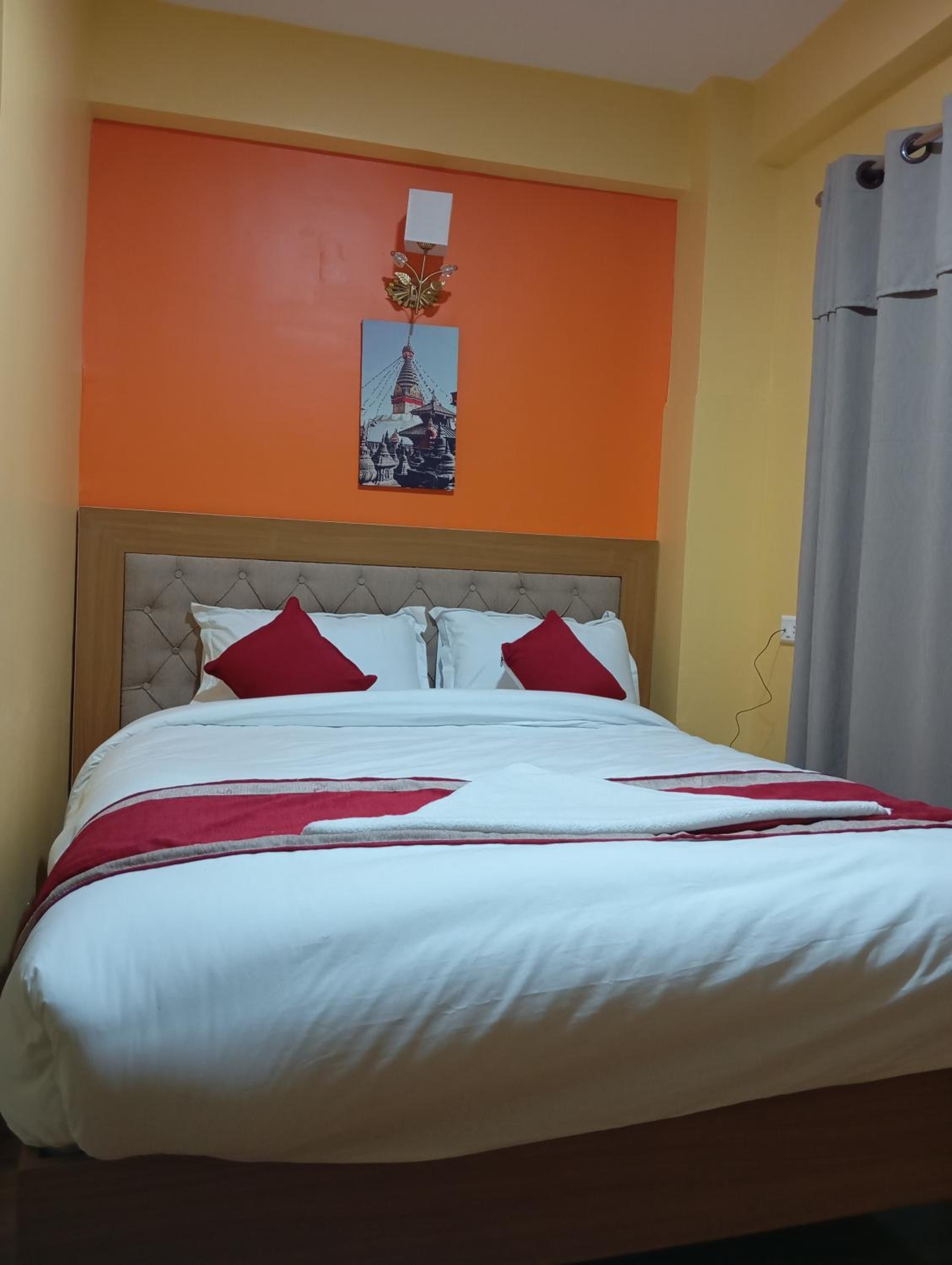 Deluxe Double Room (2 Adults + 1 Child) photo 3