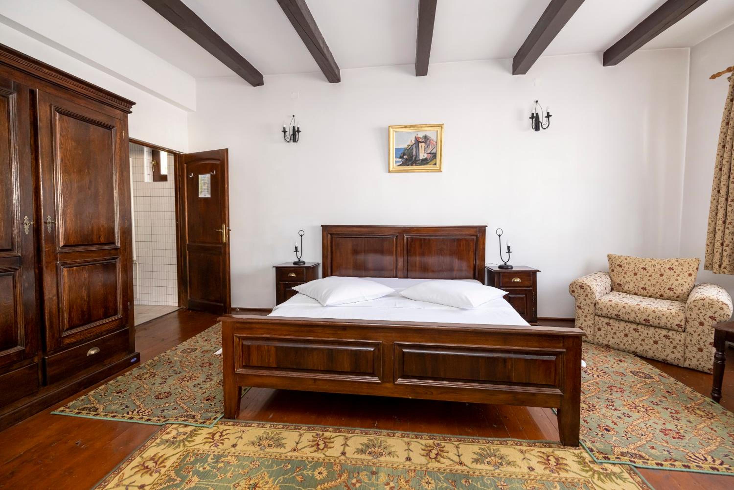 Superior One-Bedroom Suite - Photo 1