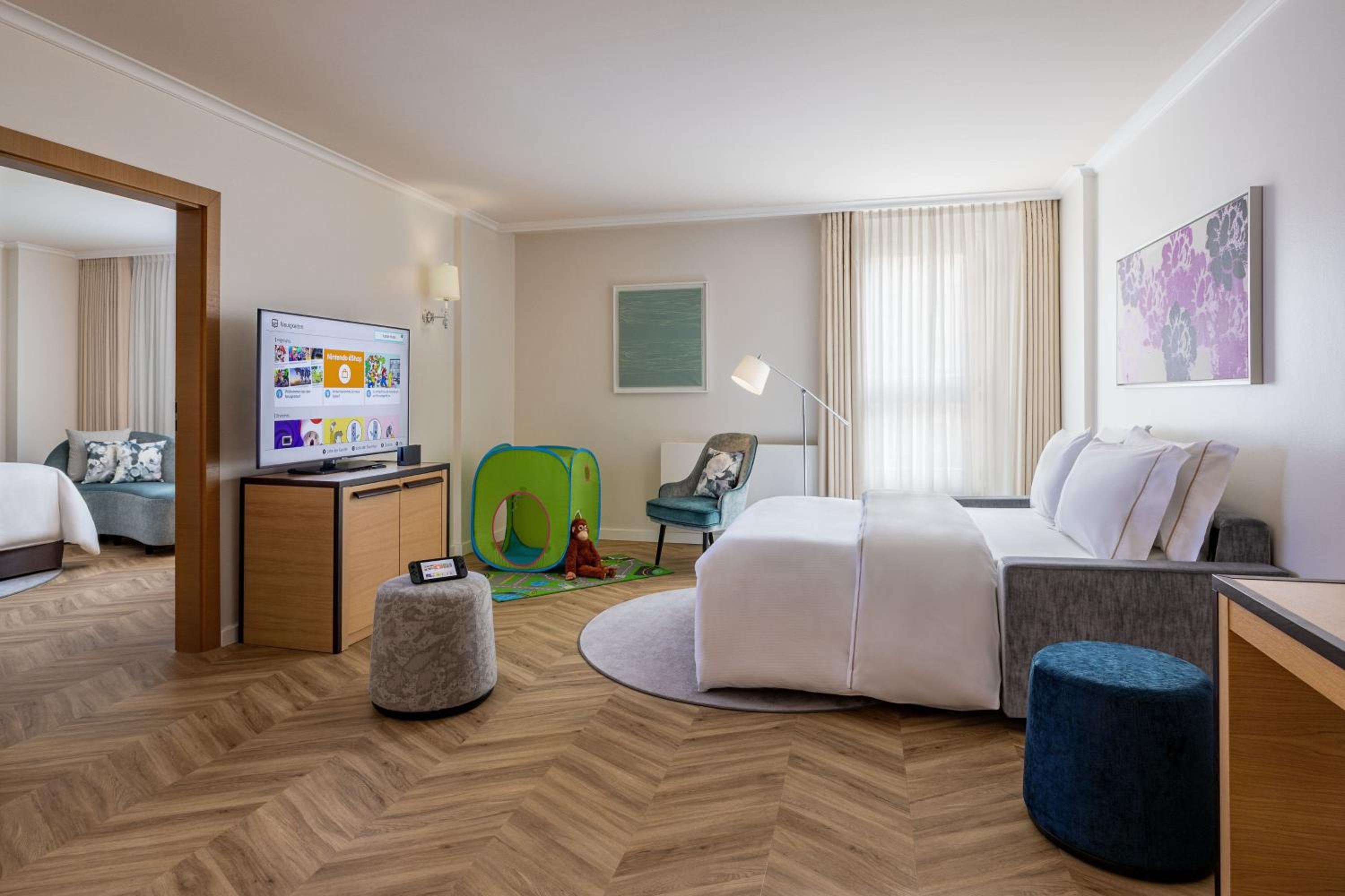 Westin Grand King Apartment thumbnail 6