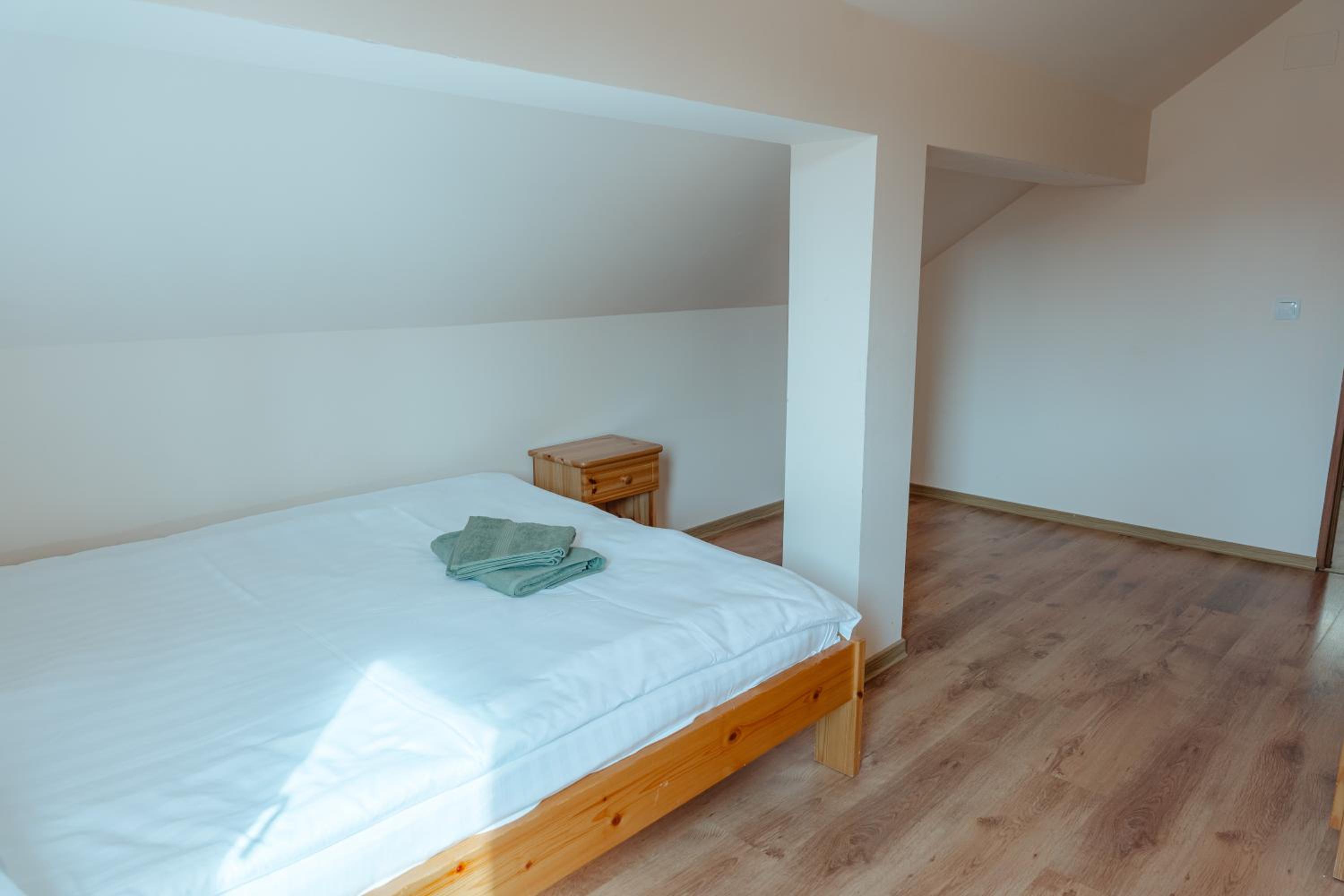Double Room with Shared Bathroom photo 2