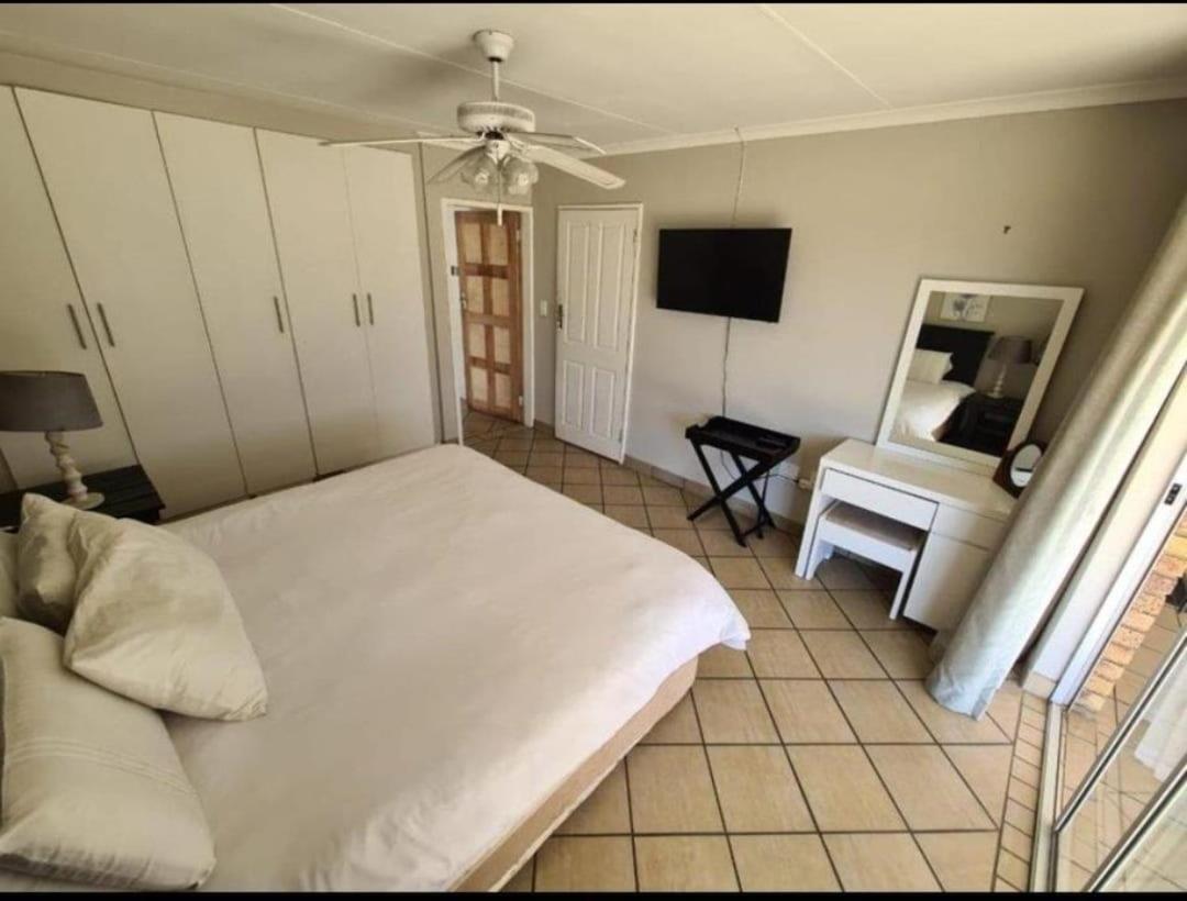 Two-Bedroom Chalet photo 1