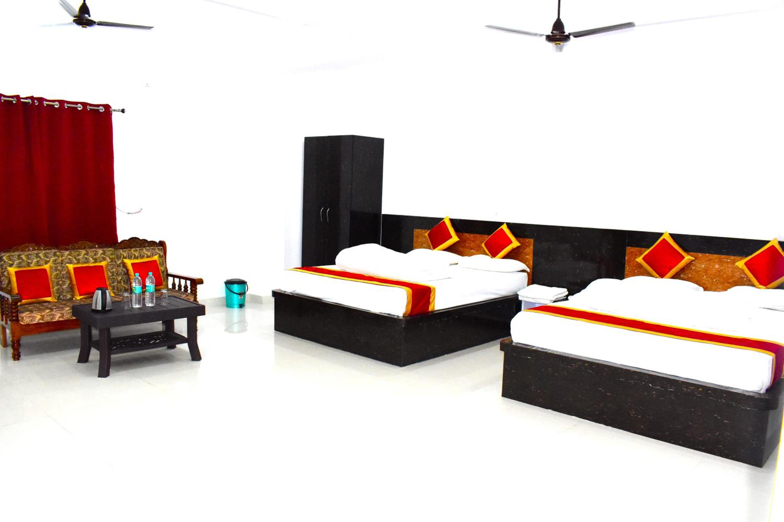 Deluxe Double Room photo 3