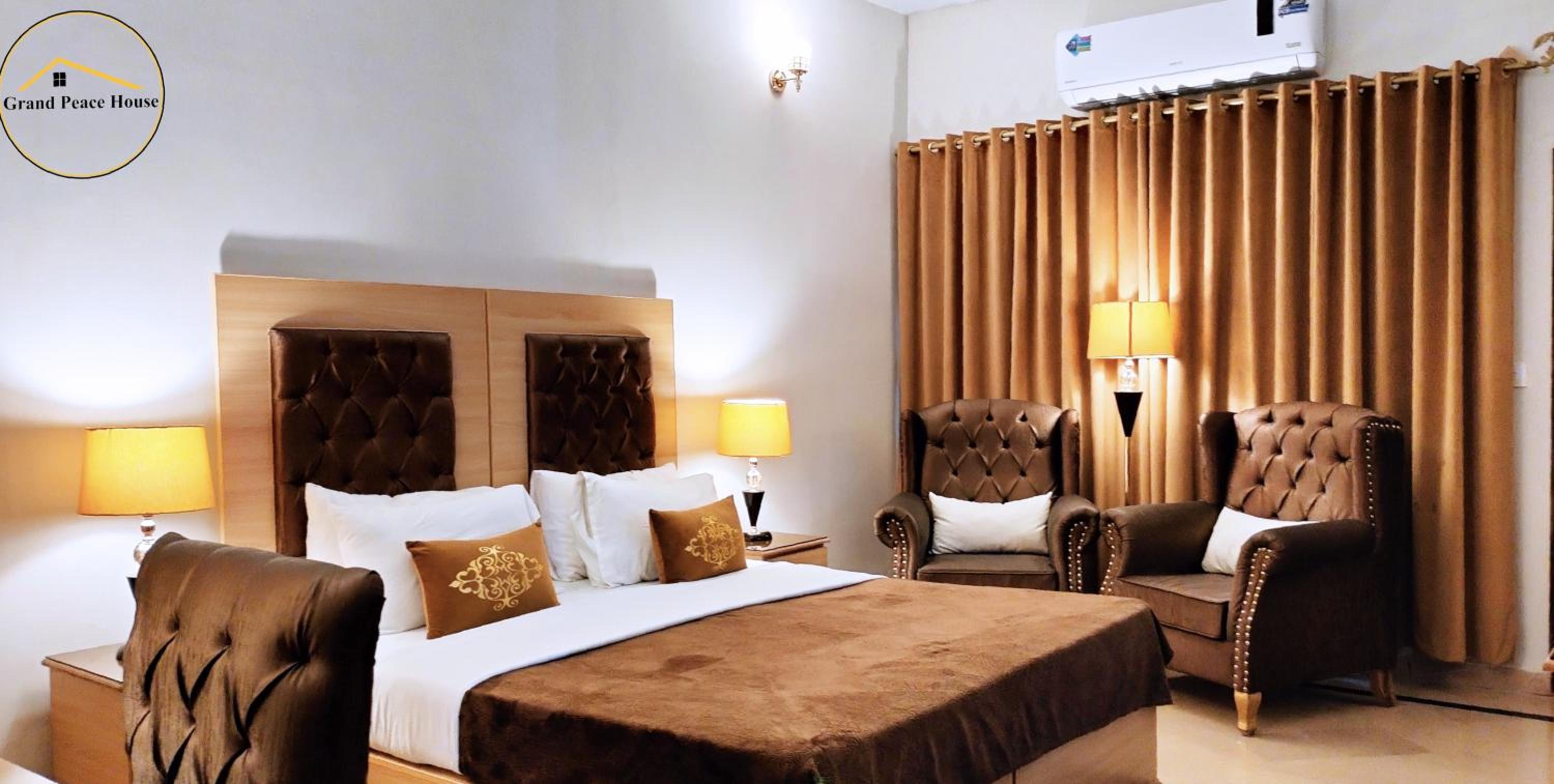 Double Room With Private Bathroom