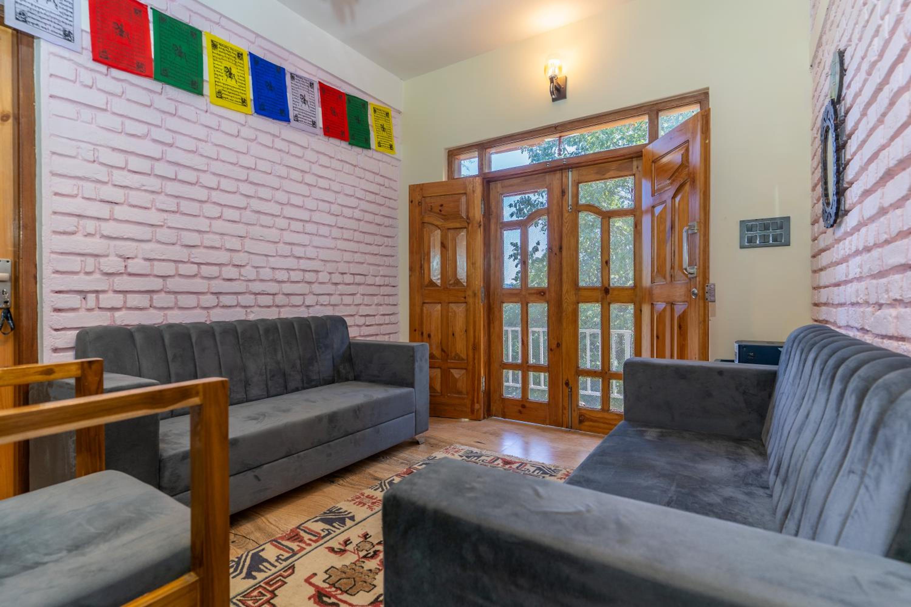 Three-Bedroom Villa photo 2