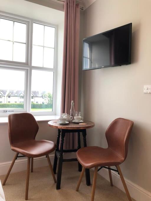 Large Double or Twin Room photo 1
