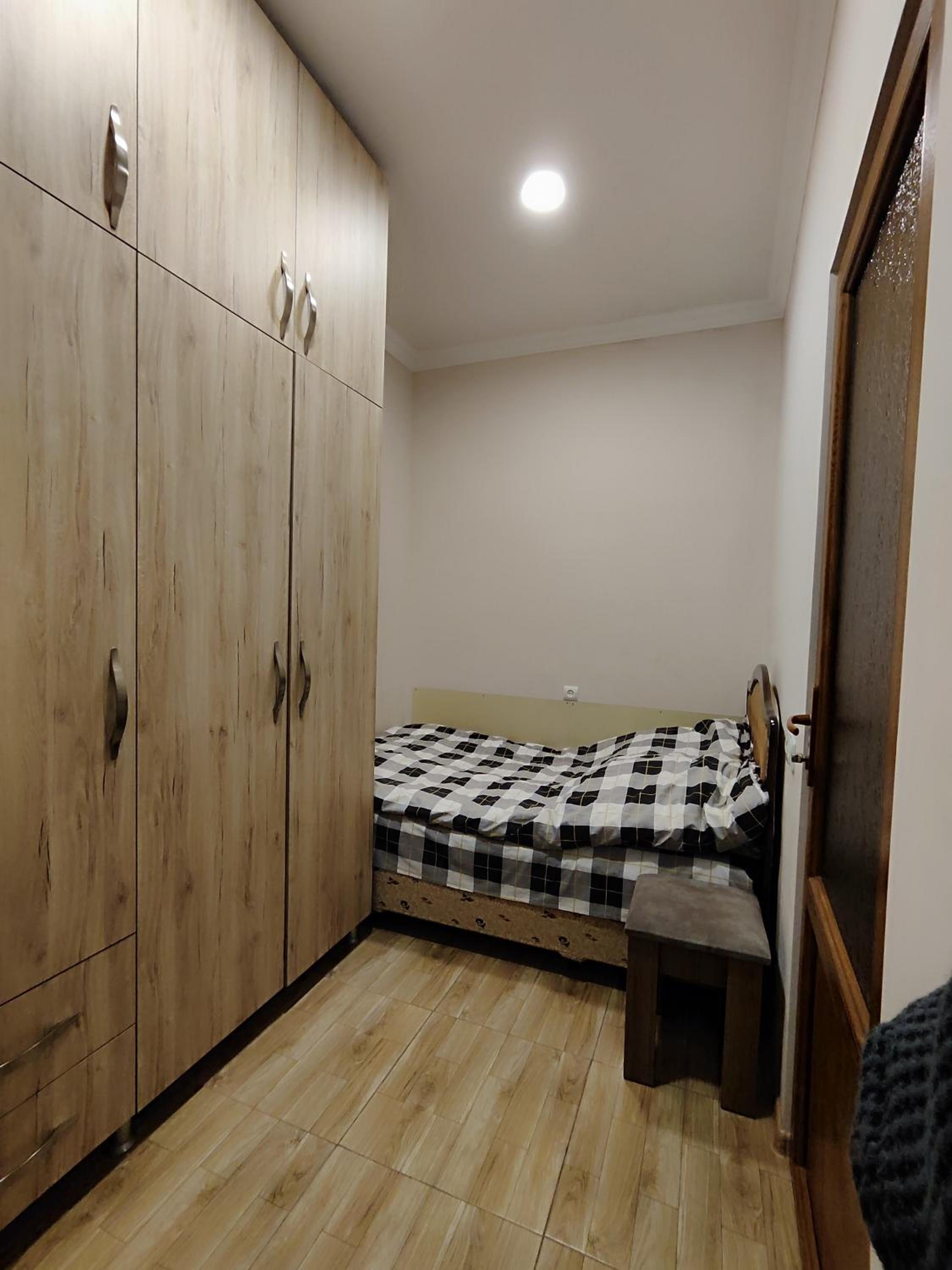 One-Bedroom Apartment photo 3