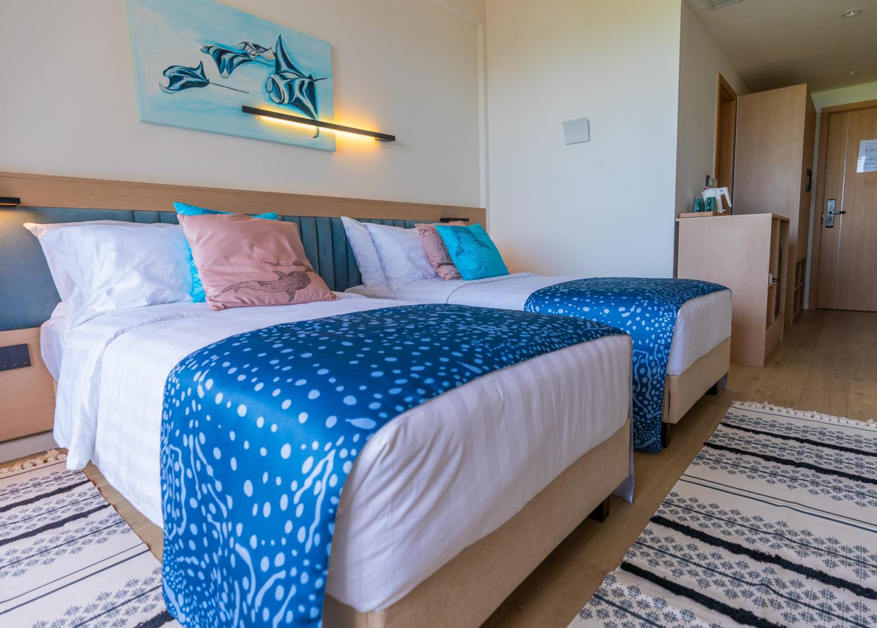 Twin Room with Sea View photo 3