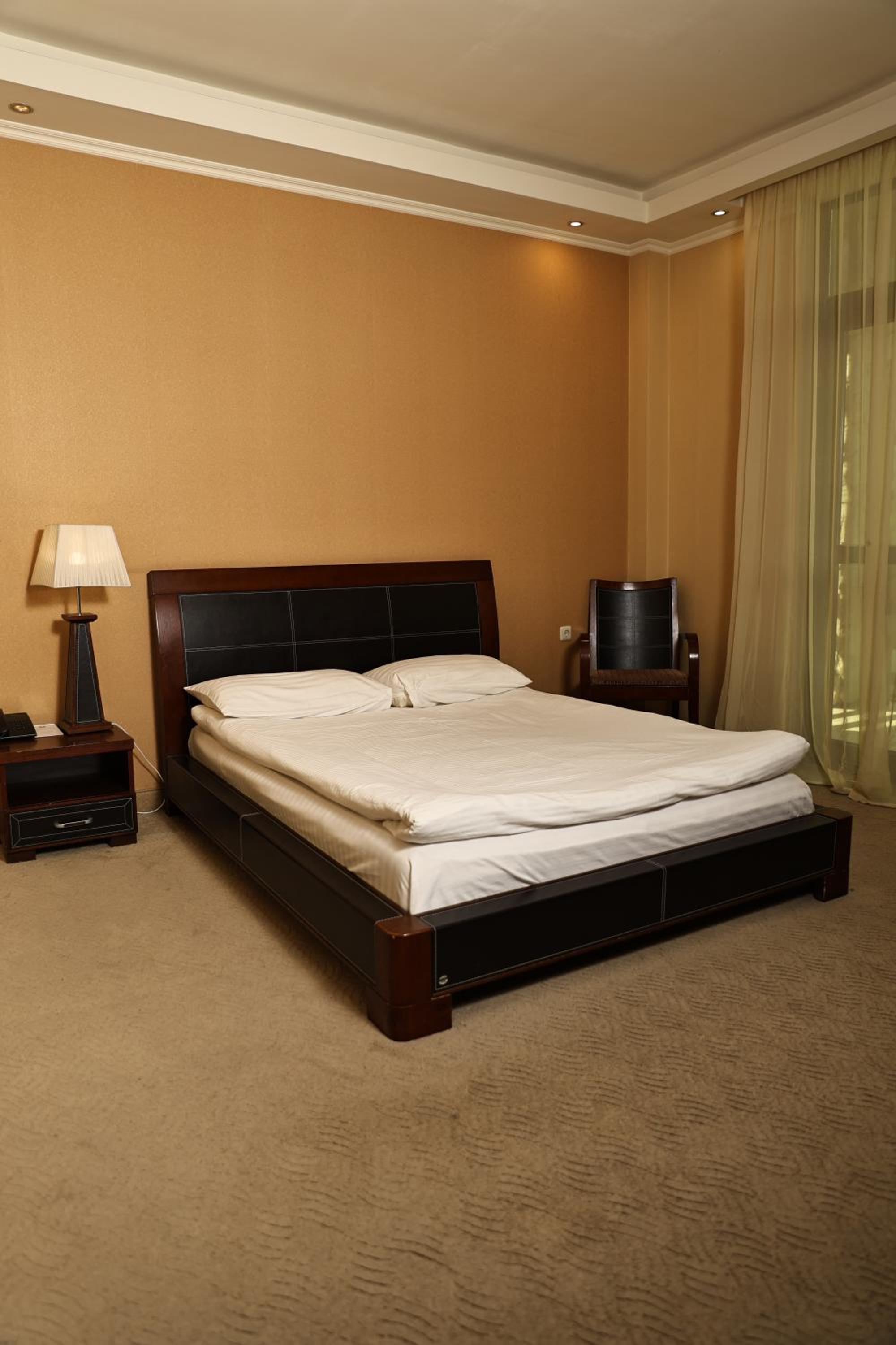 Deluxe Double Room with Balcony photo 1