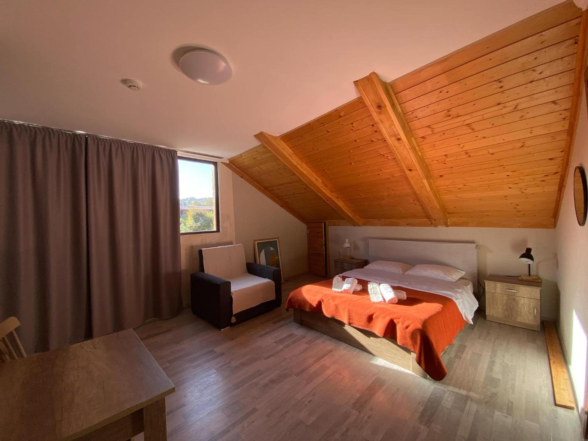 Triple Room with Private Bathroom photo 2
