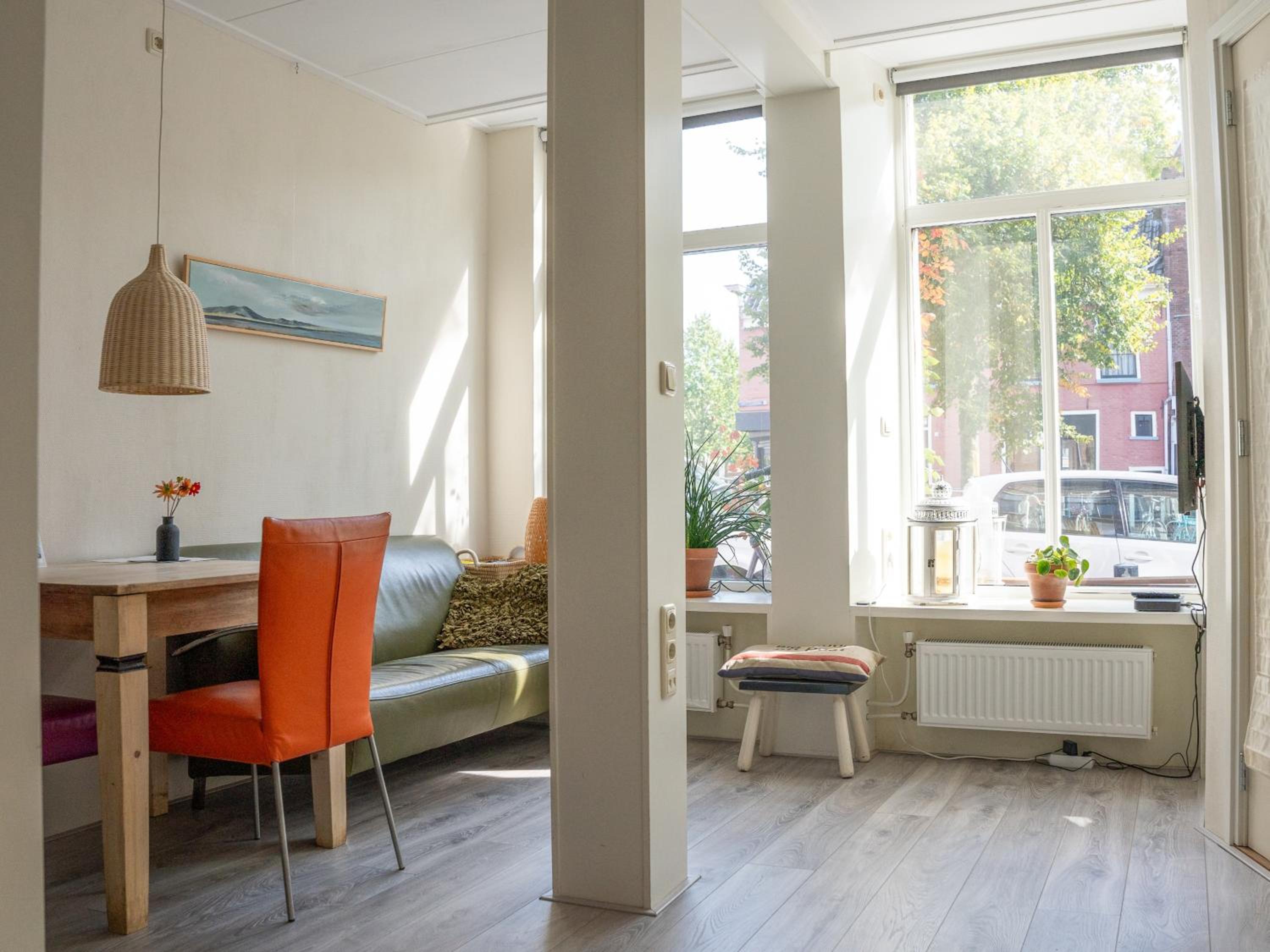 Large Double Room - Photo 1