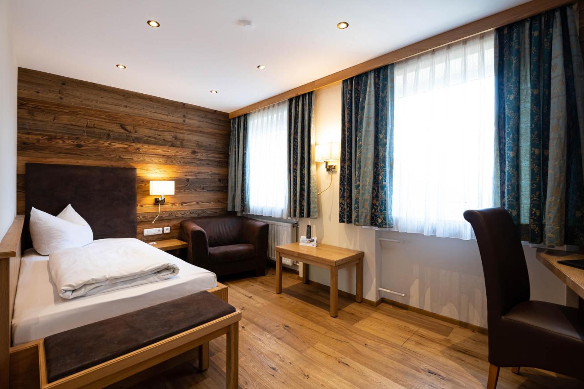 Single Room photo 2