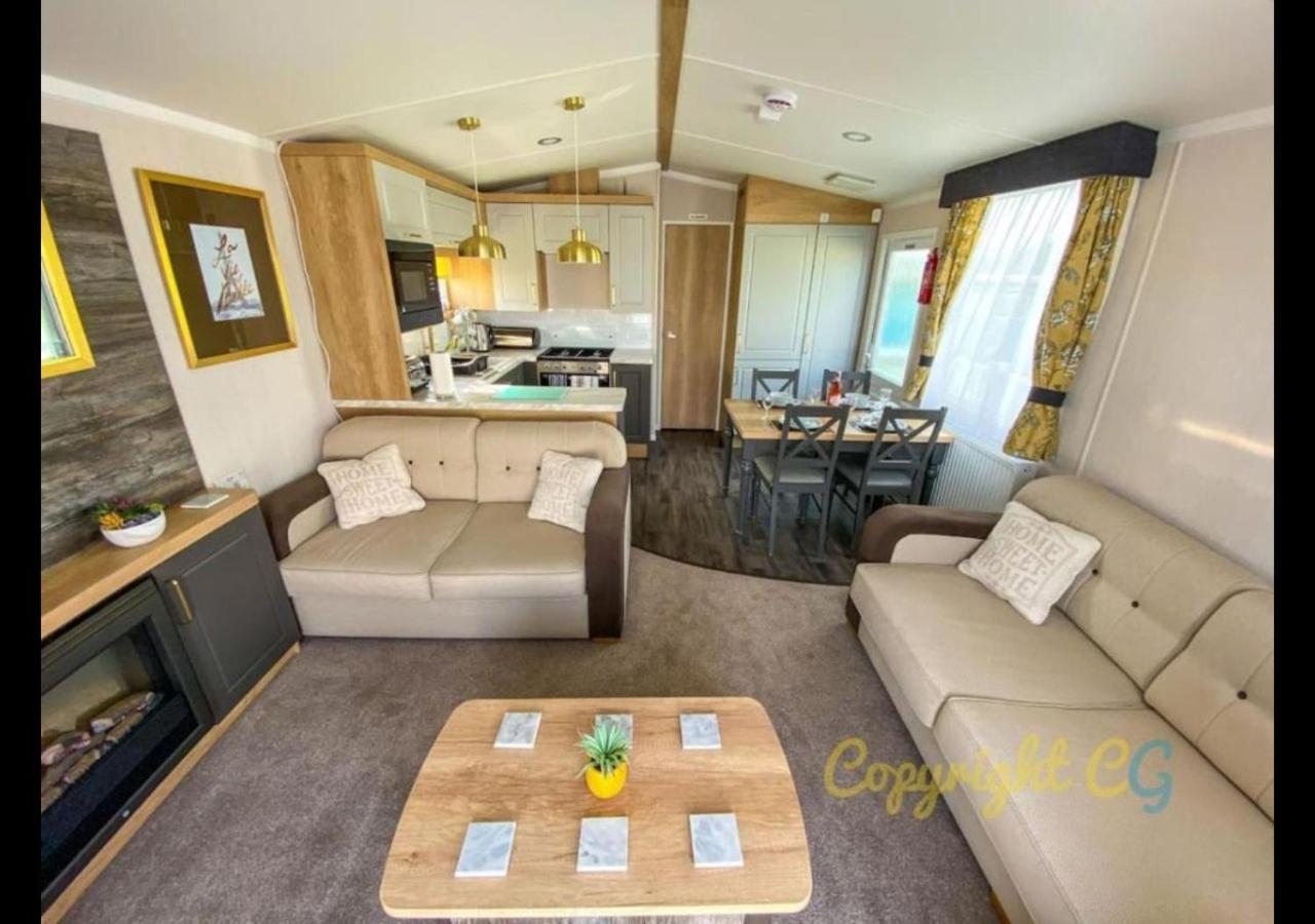 Caravan photo 1