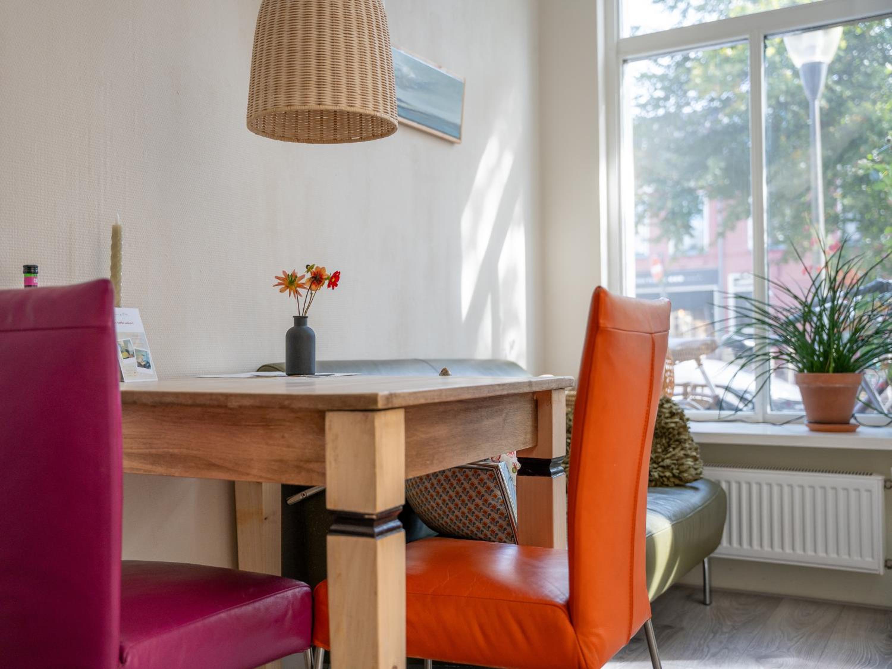 Large Double Room - Photo 7
