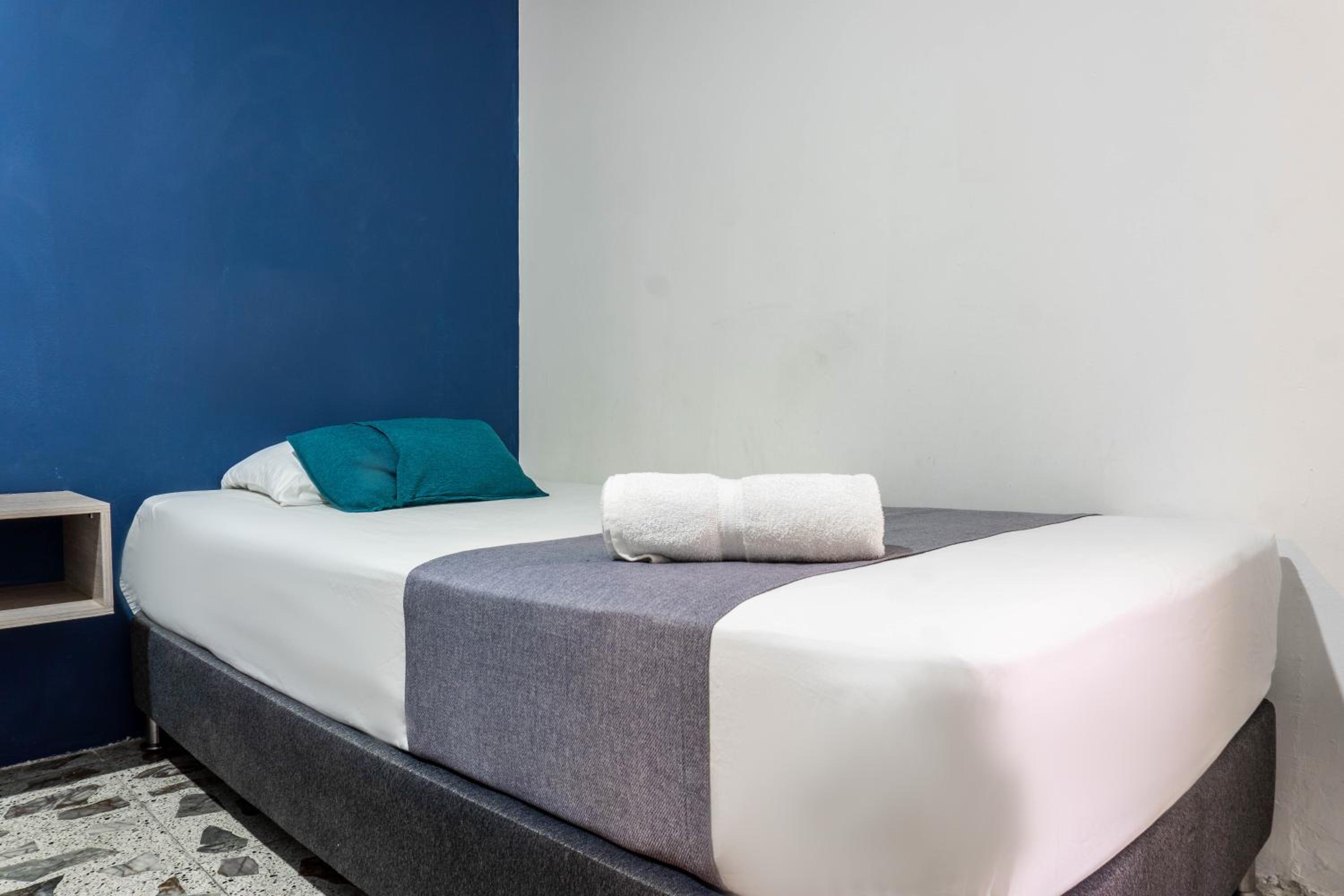 Single Room photo 2