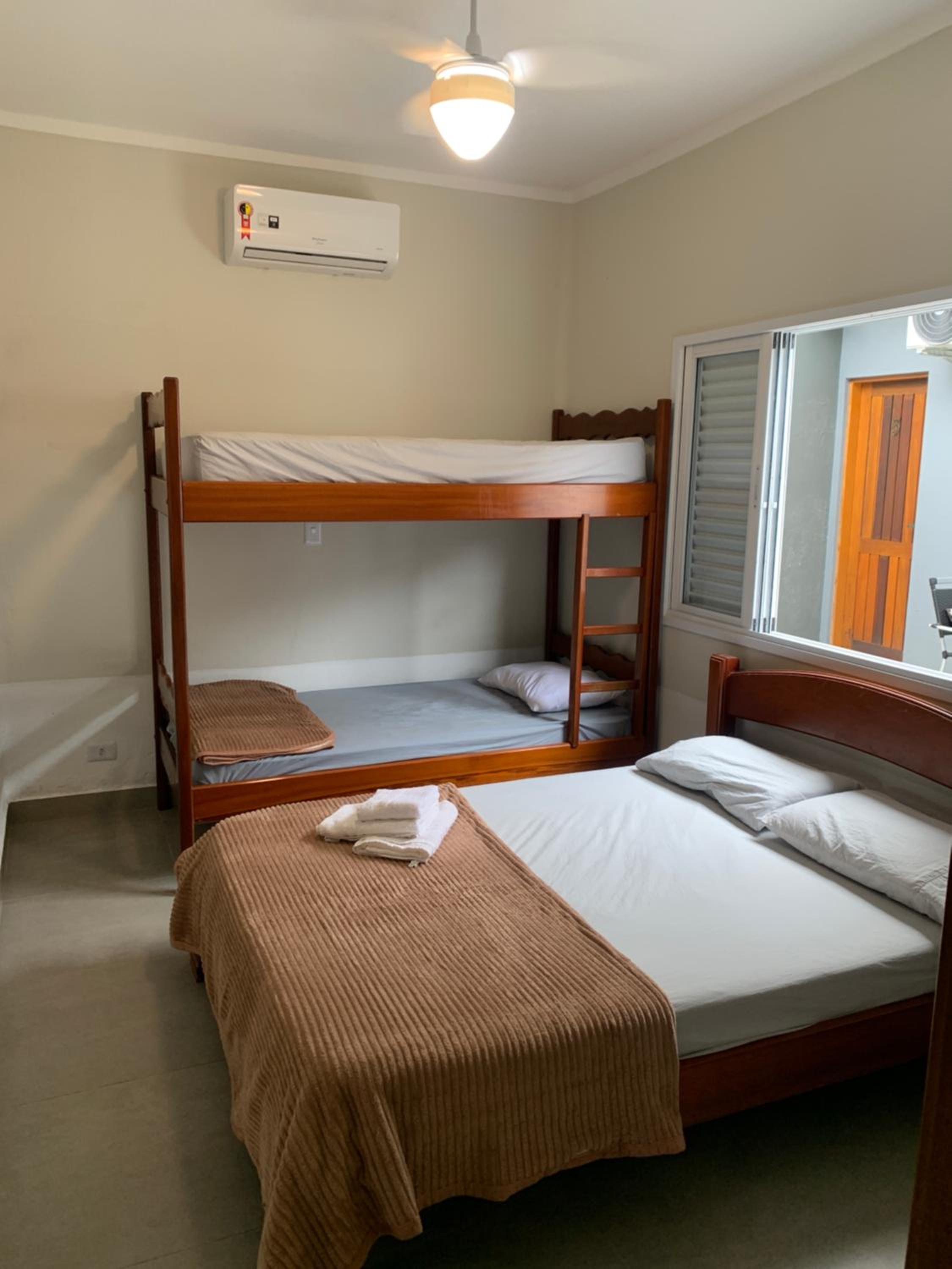 Double Room with Extra Bed photo 1