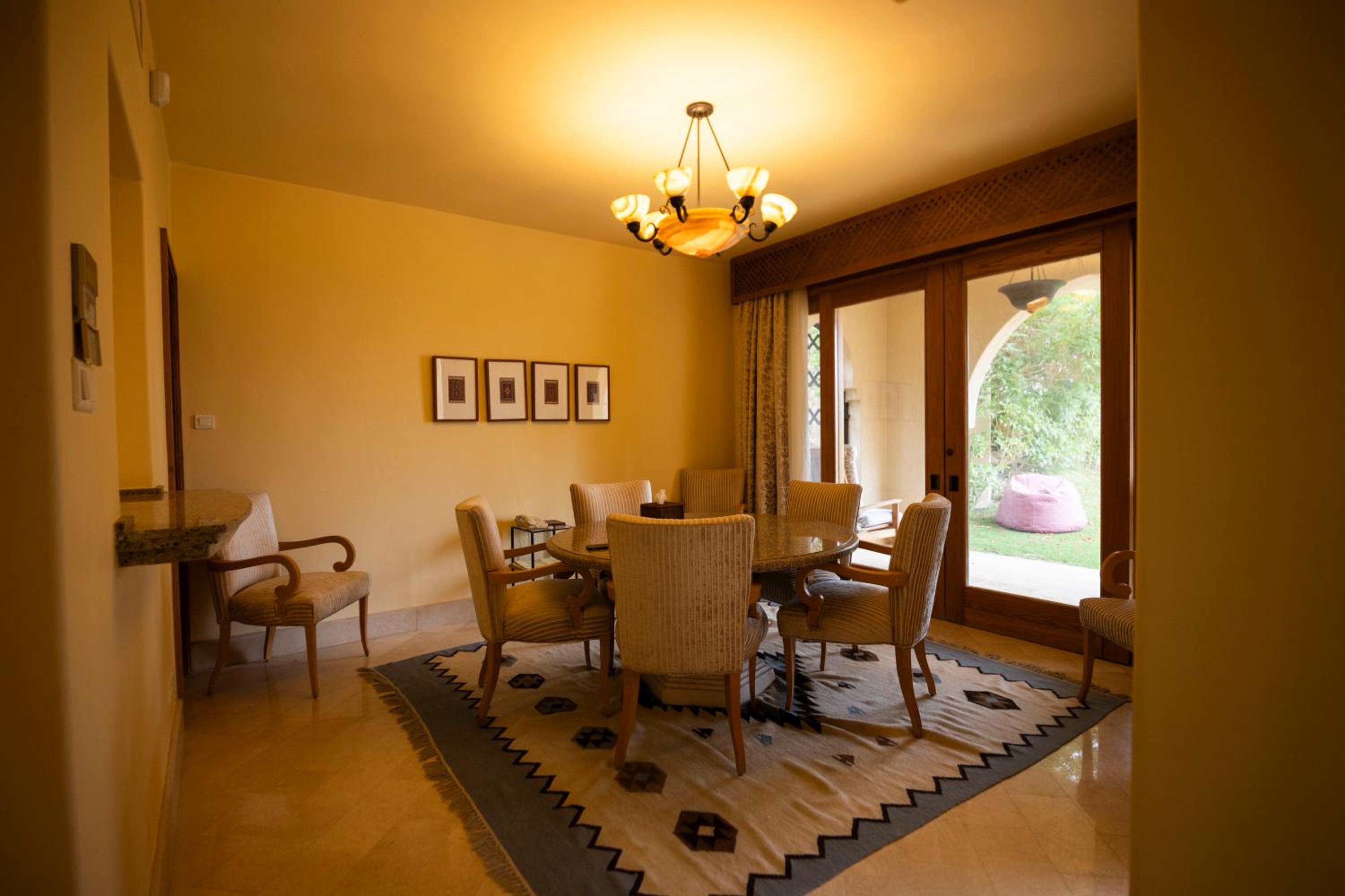 Villa (Non Smoking)
