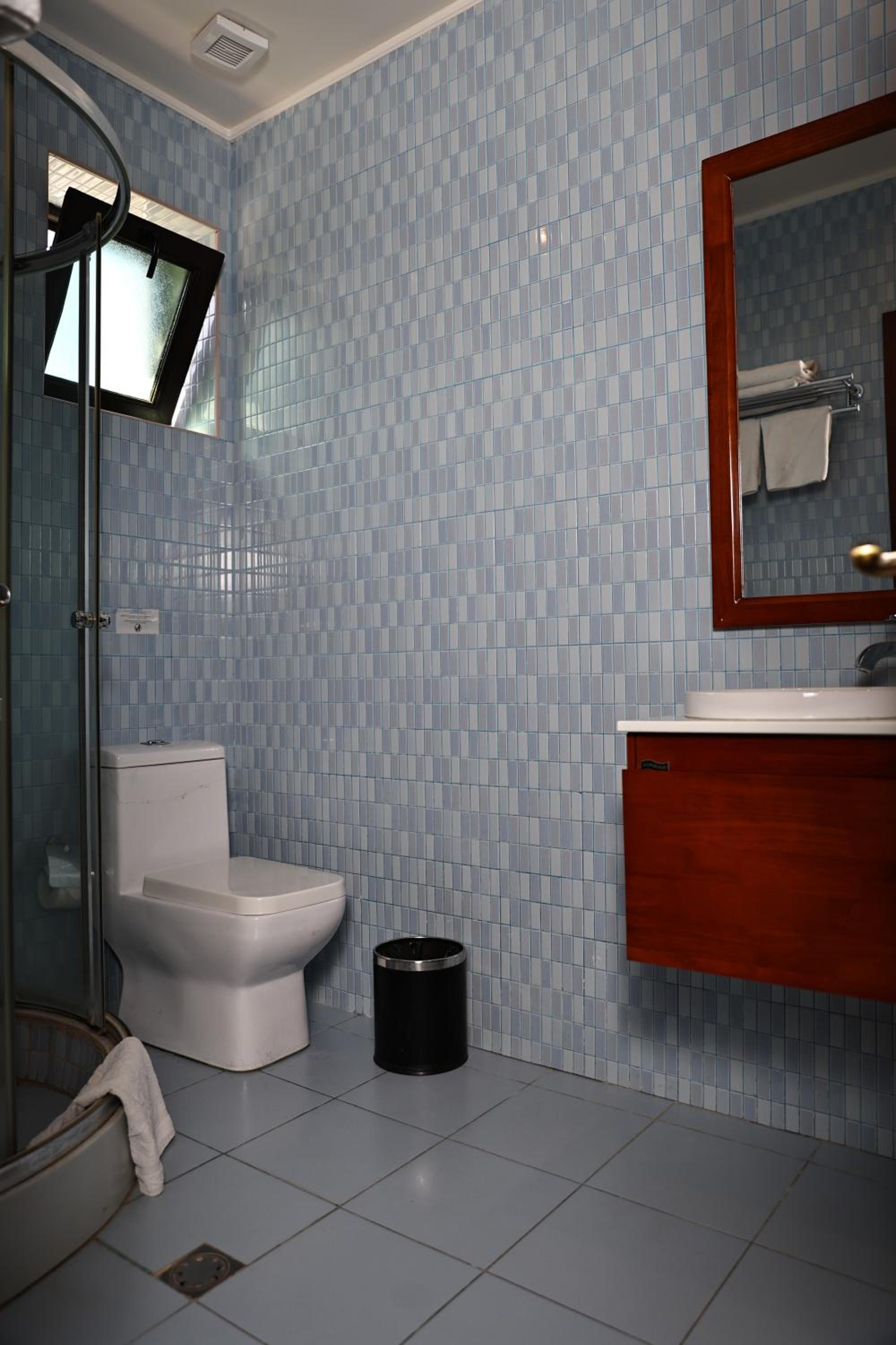 Three-Bedroom Cottage photo 2