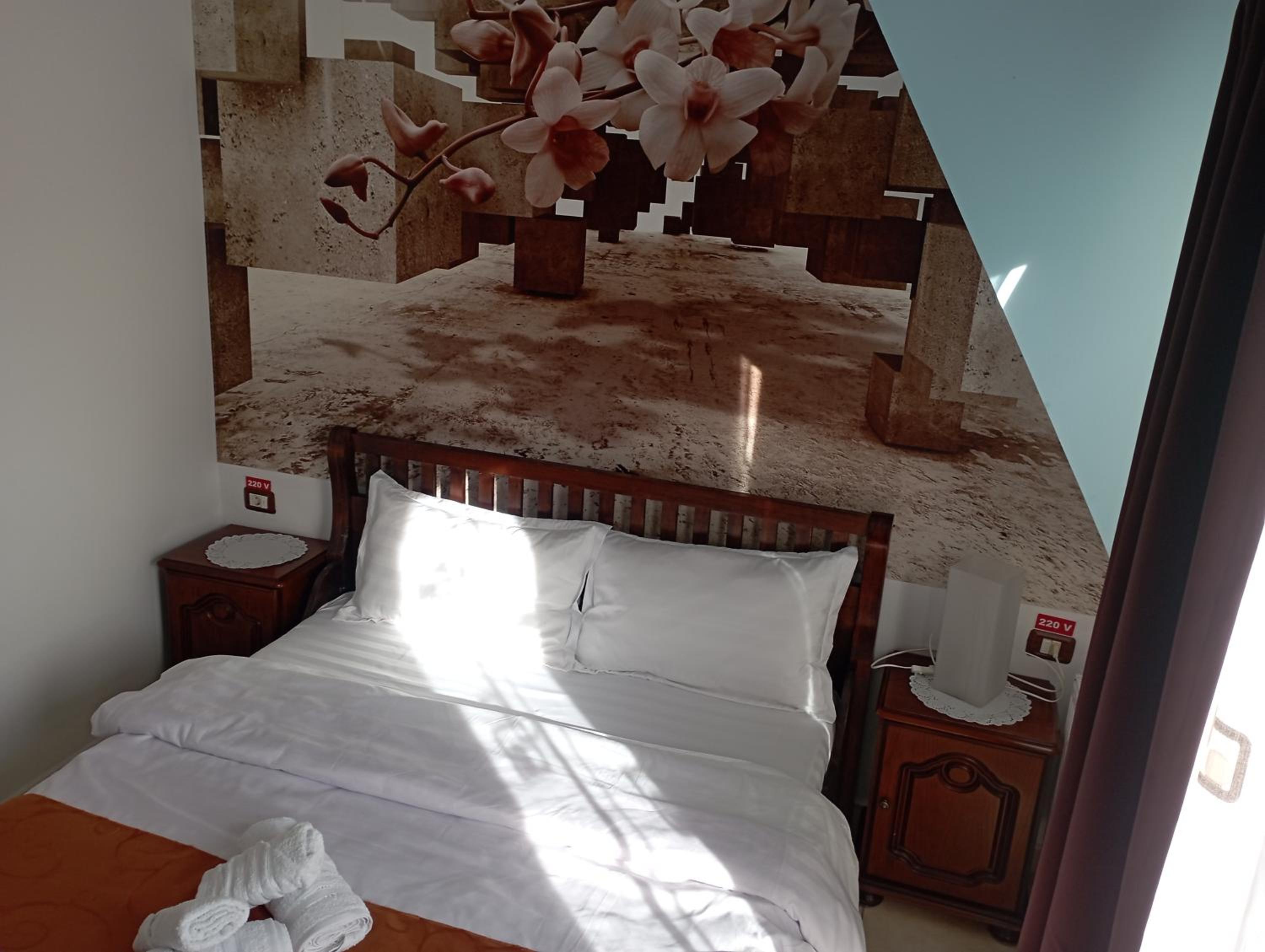 Double Room With Private Bathroom photo 1