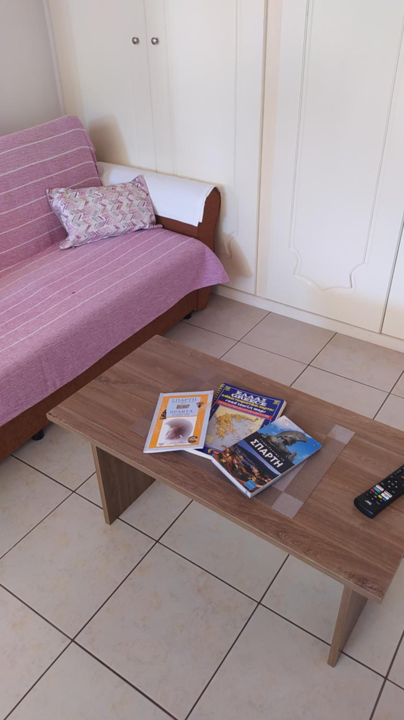 One-Bedroom Apartment - Photo 16