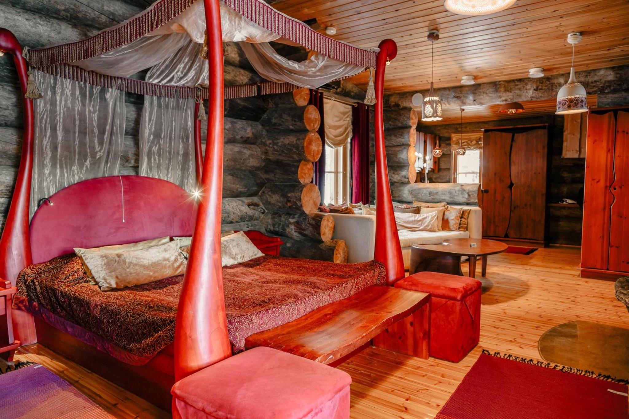 Queen Suite - Photo 2