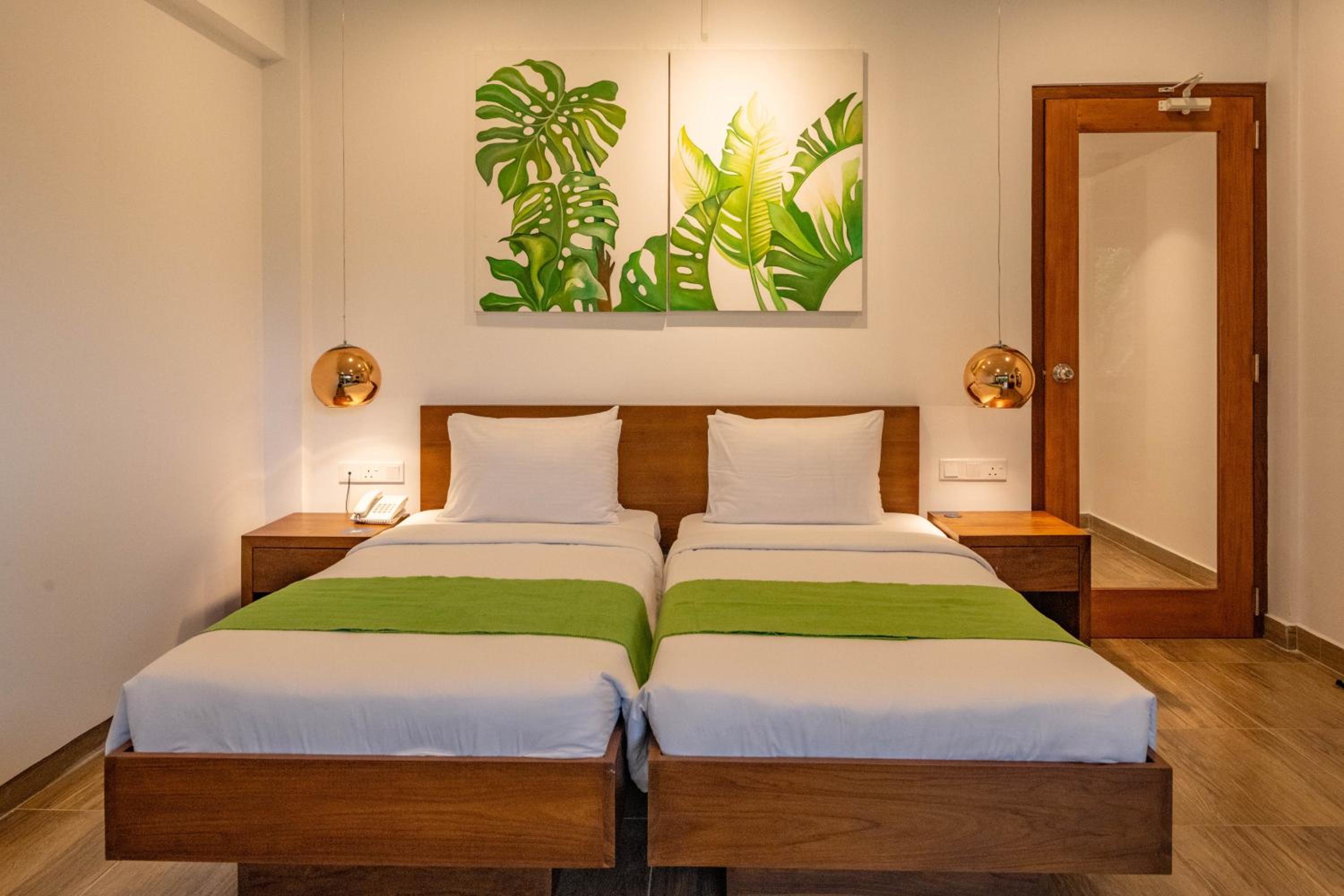 Standard Double or Twin Room with Garden View - Photo 1