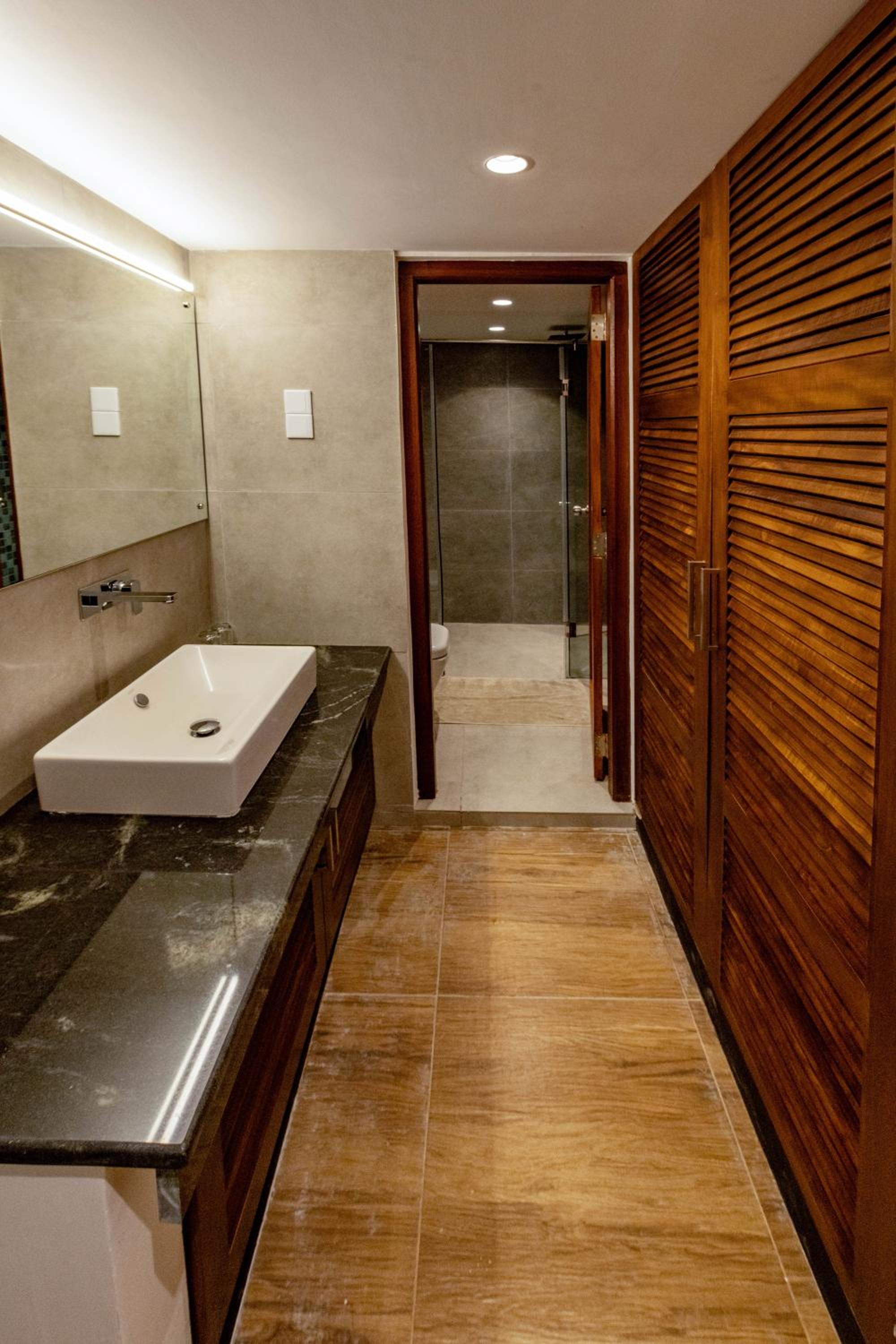 Standard Double or Twin Room with Garden View - Photo 20