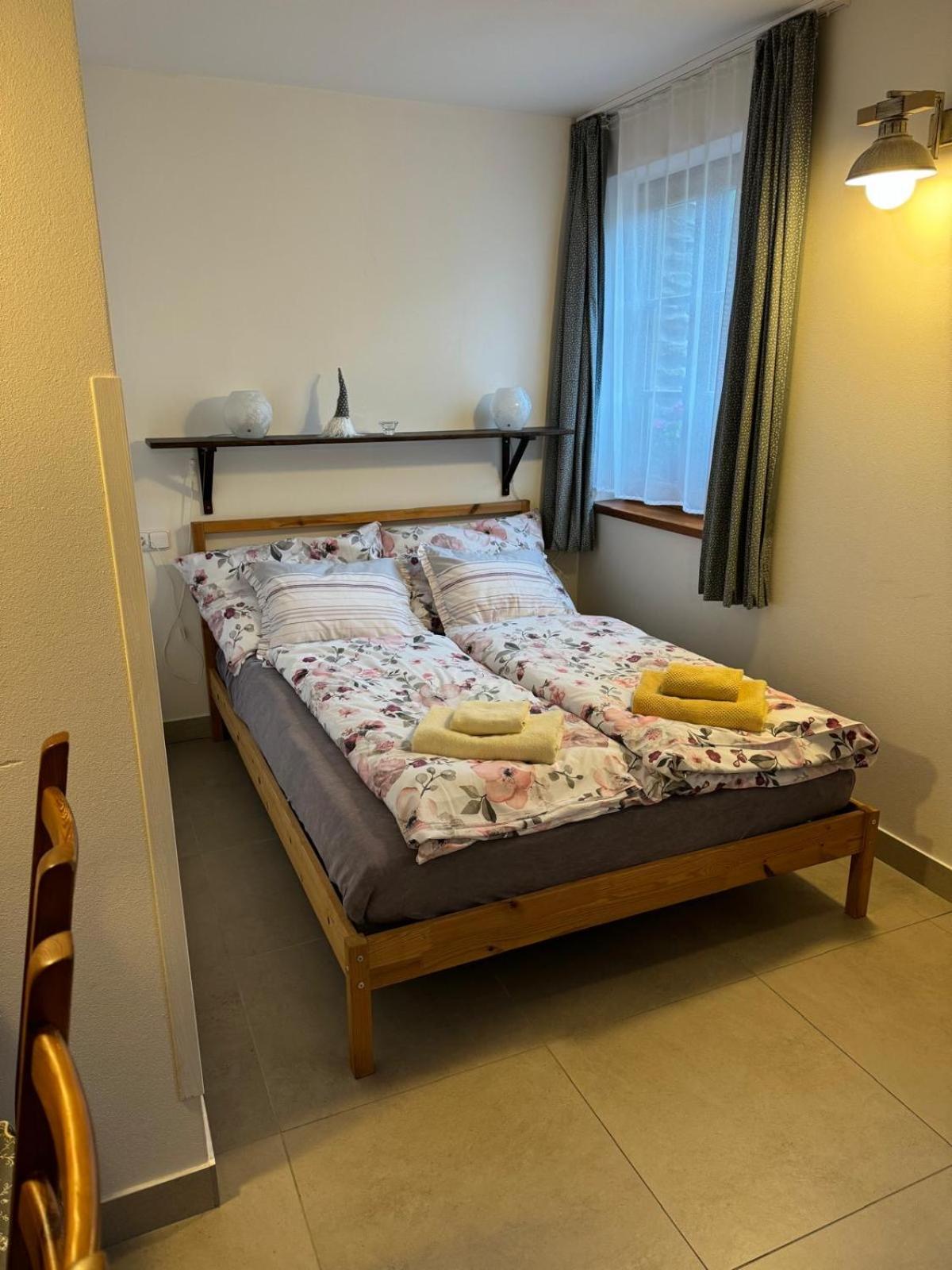 Studio Apartment photo 1