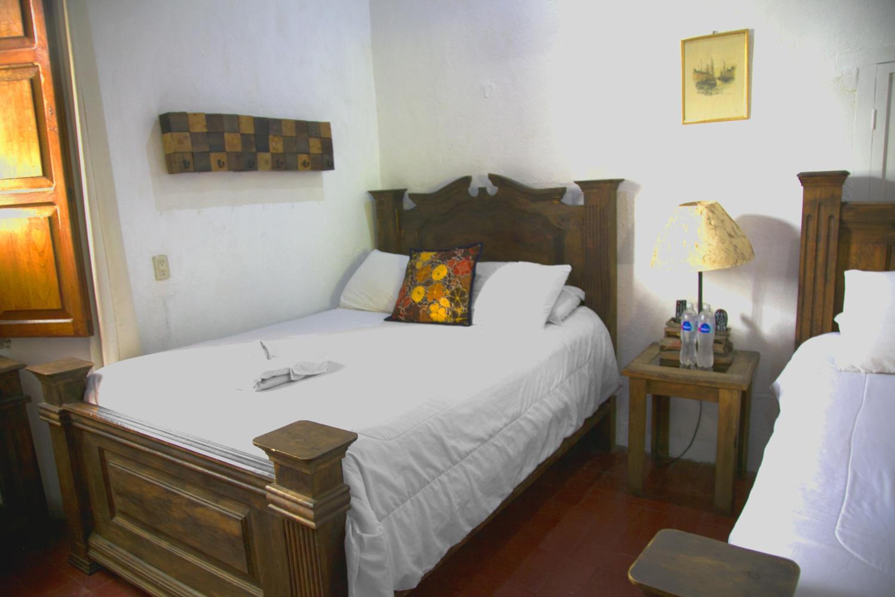 Quadruple Room with Private Bathroom photo 1