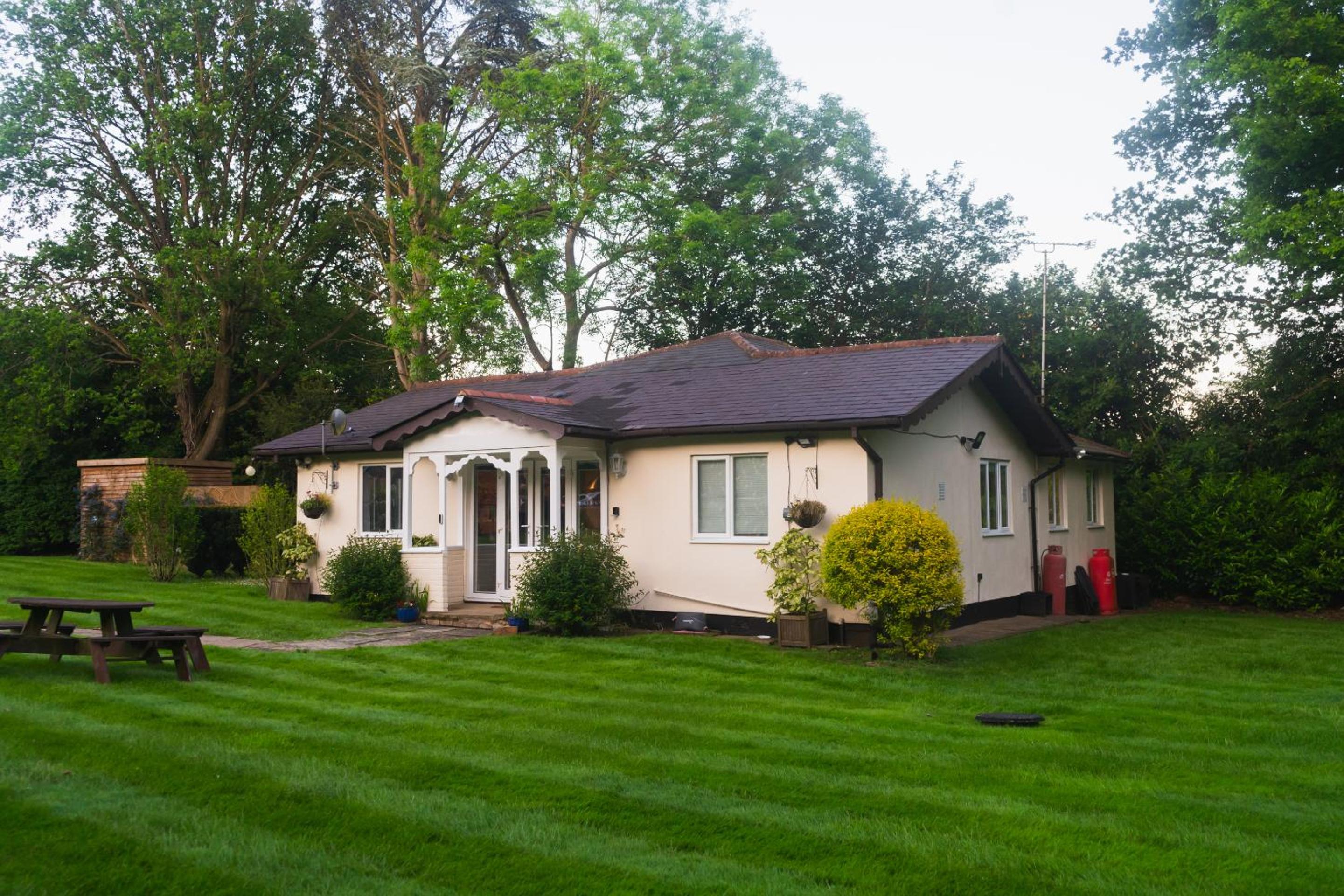 Four-Bedroom House photo 3