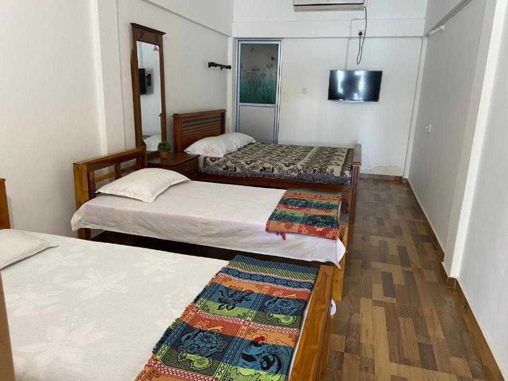 Deluxe Family Suite photo 2