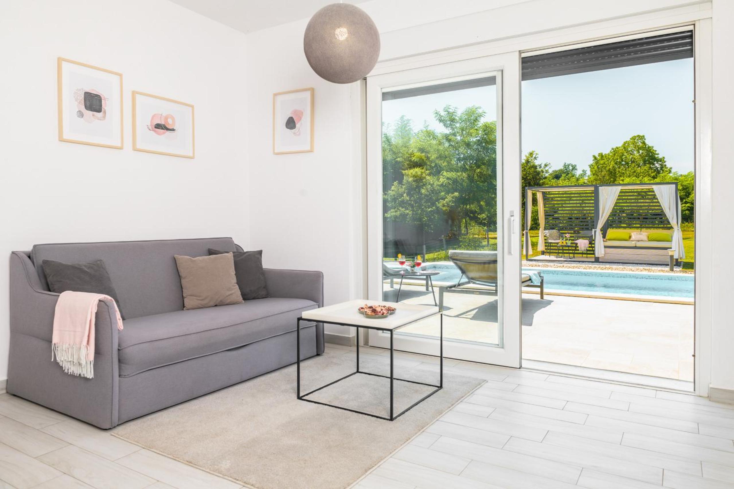 Villa photo 1