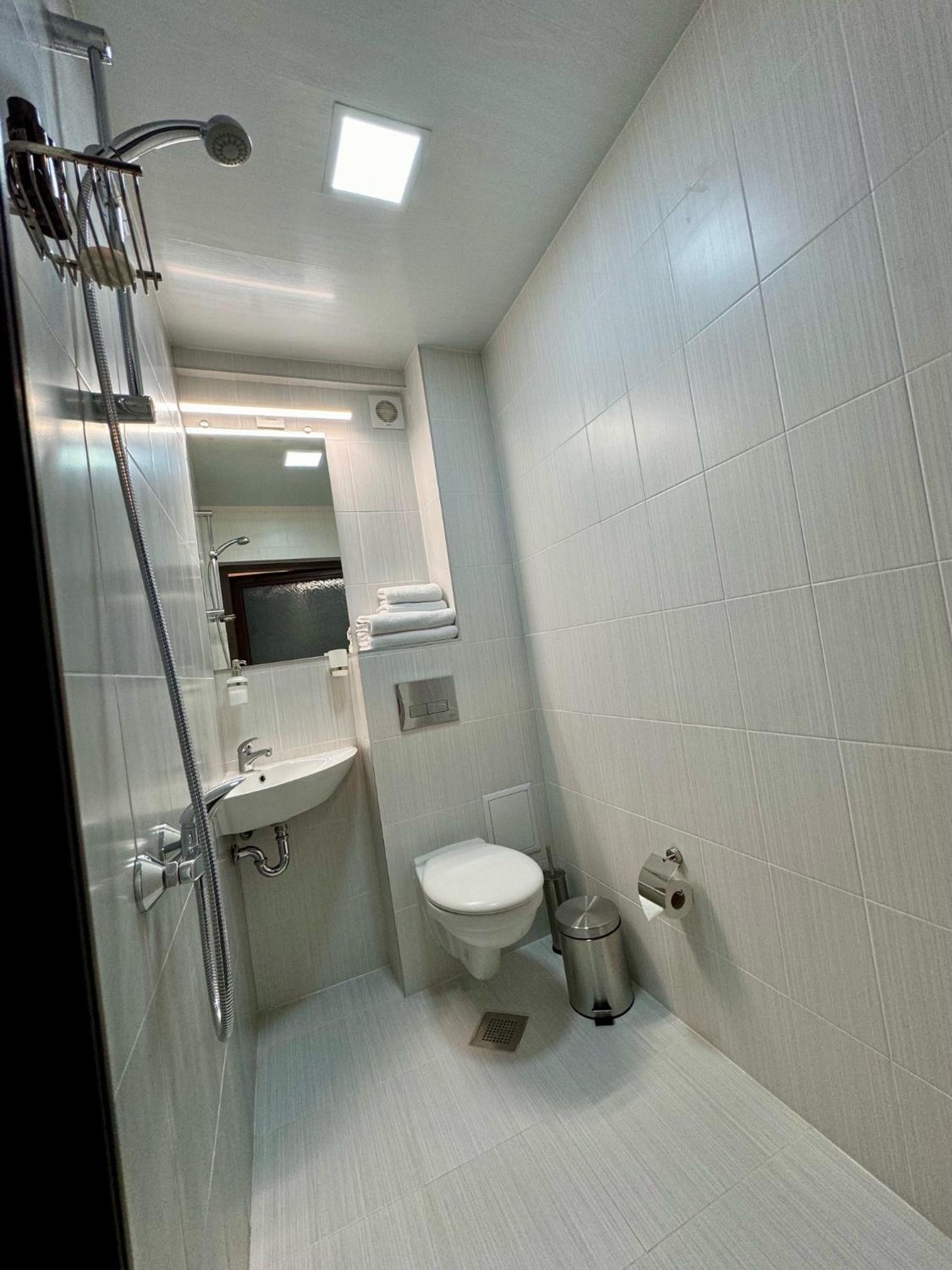 Double Room with Balcony photo 2