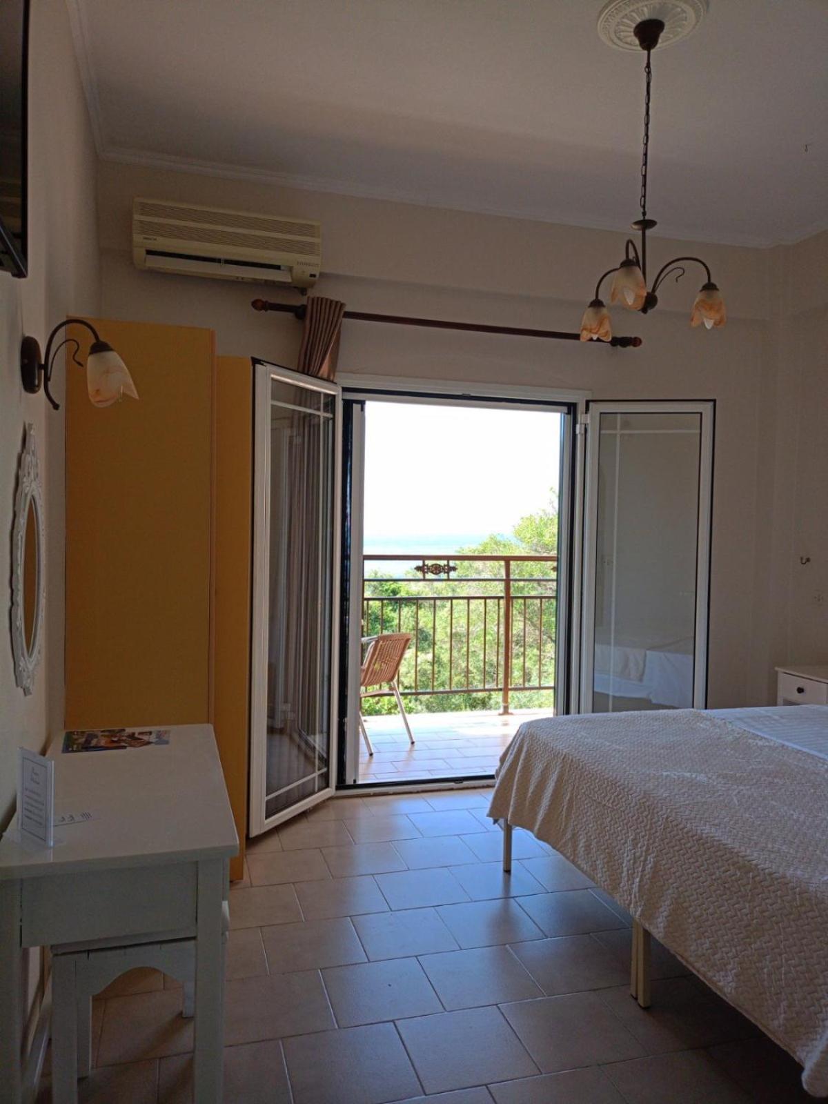 Studio with Sea View