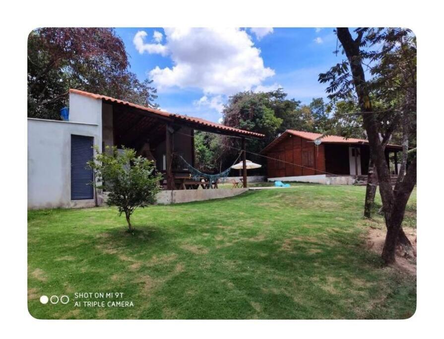Three-Bedroom House photo 2