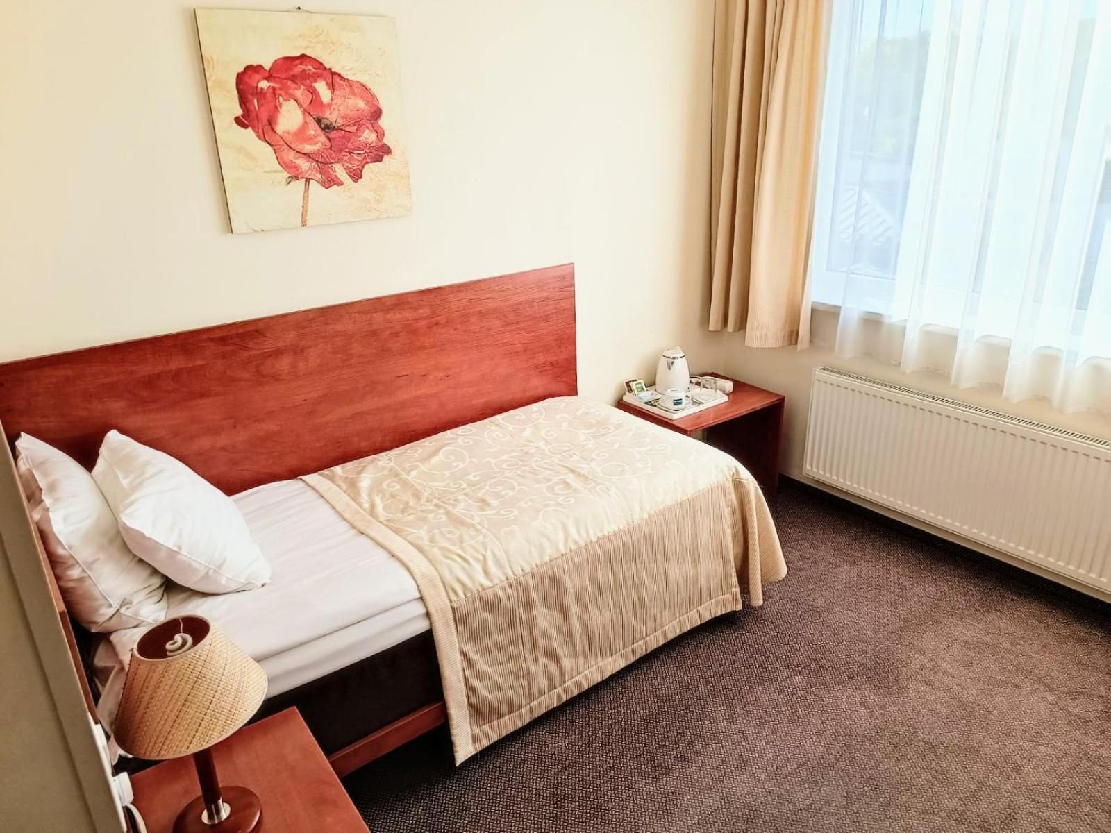 Economy Single Room