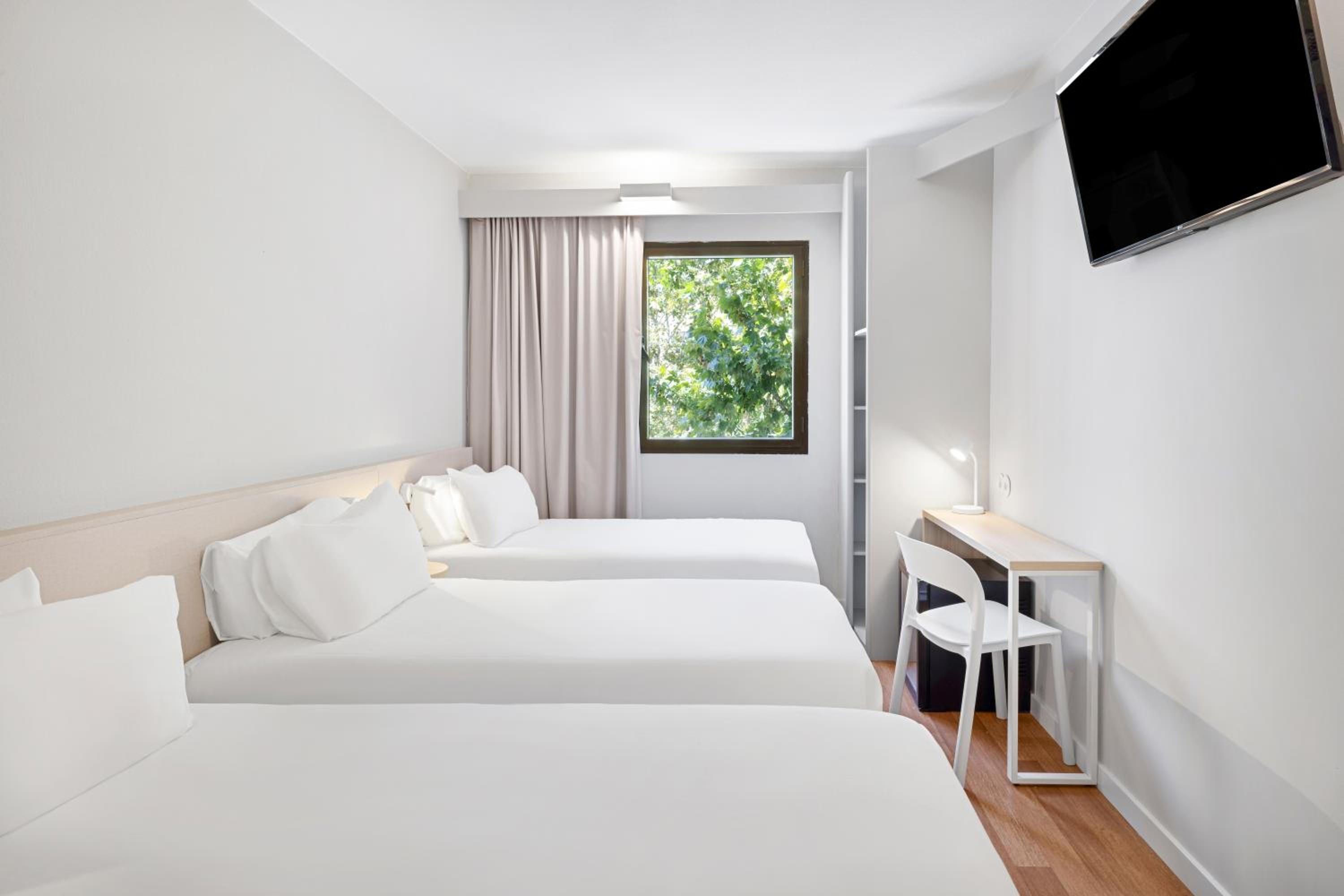 Basic Triple Room - Photo 6
