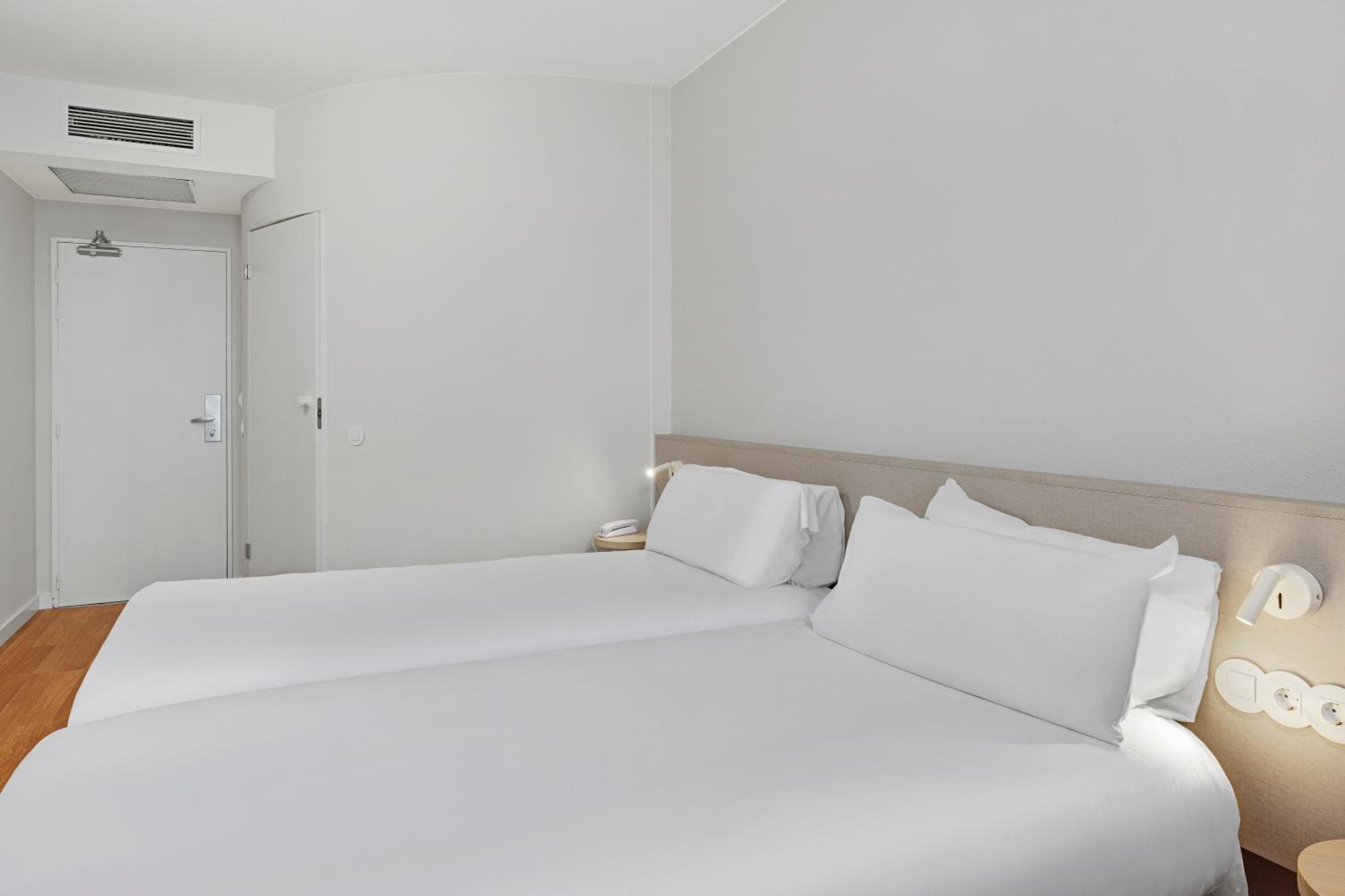 Basic Triple Room - Photo 4
