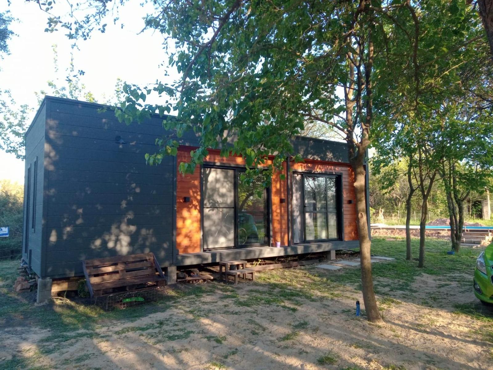 One-Bedroom House photo 3