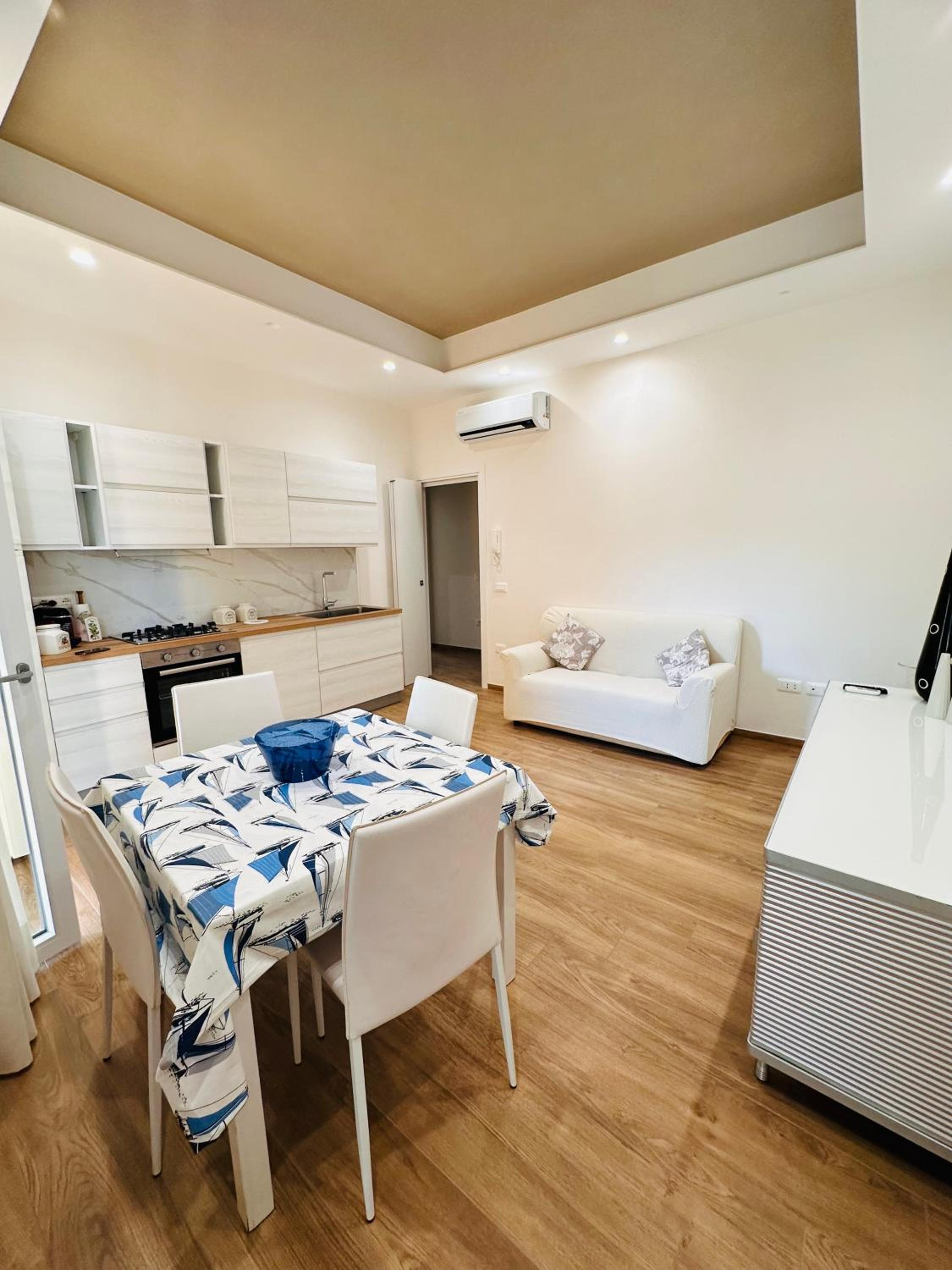 Two-Bedroom Deluxe Apartment with Balcony