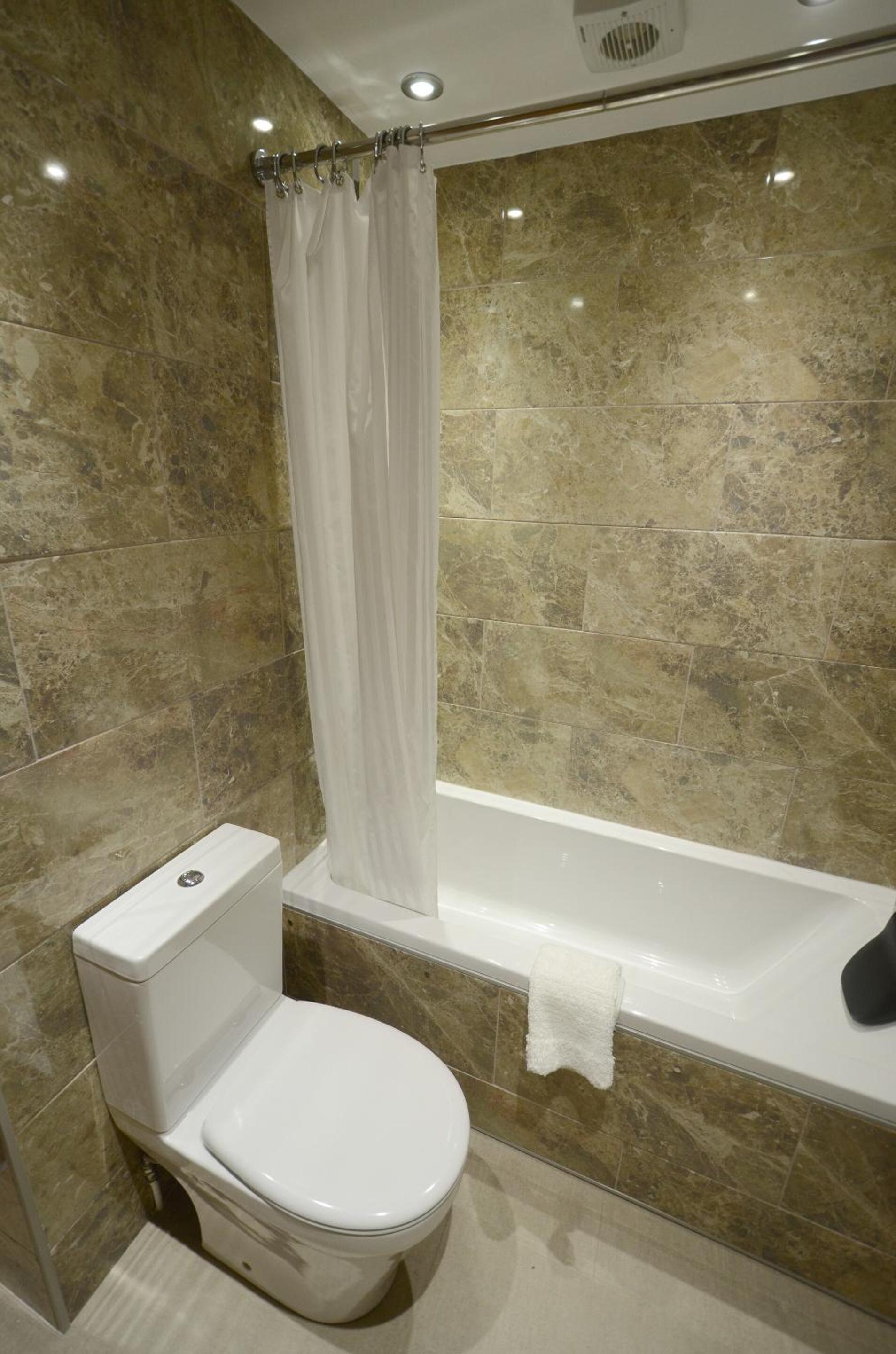 Deluxe Single Room photo 3