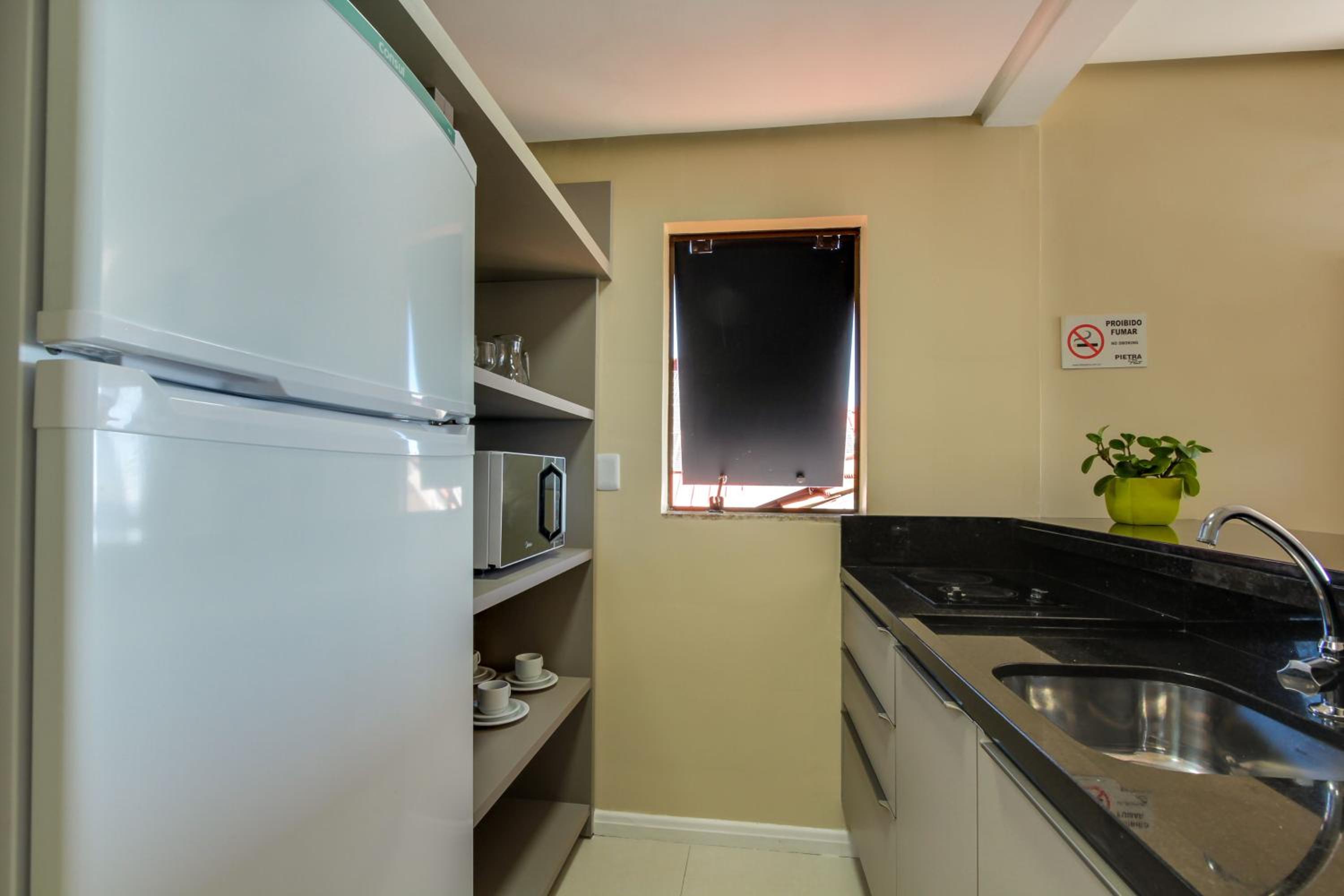 Two-Bedroom Apartment with Sea View - Photo 6