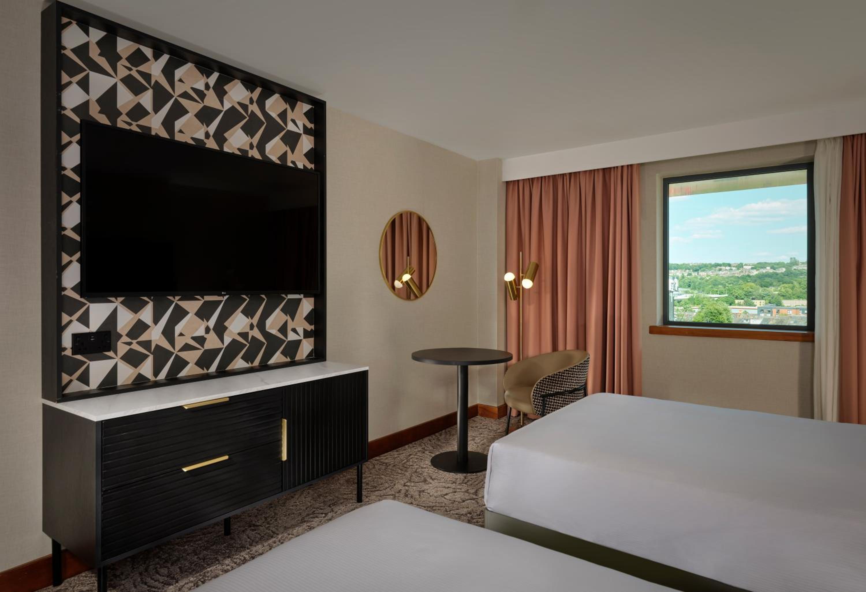 Twin Room - Photo 1