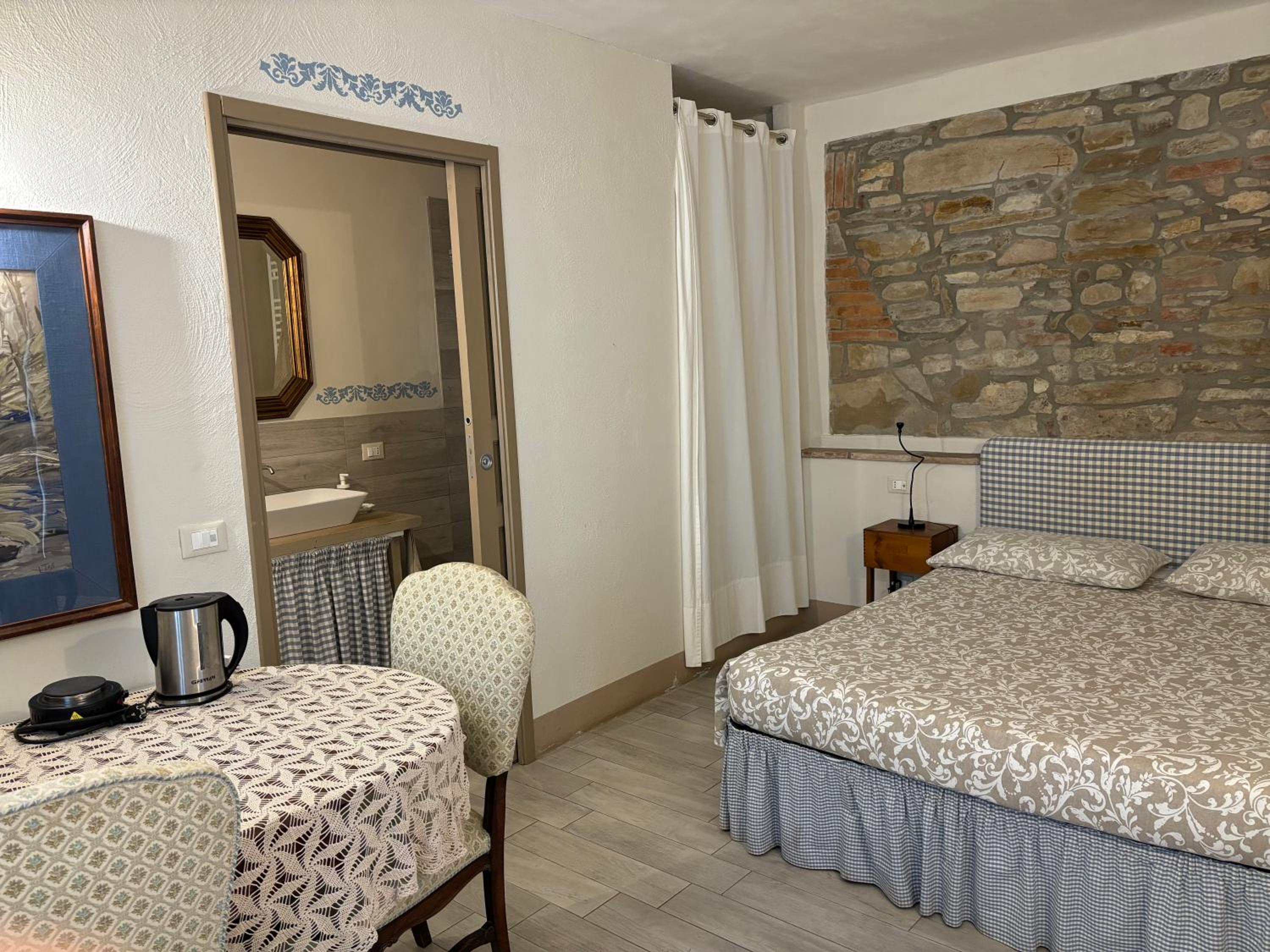 King Room with Garden View - Photo 7