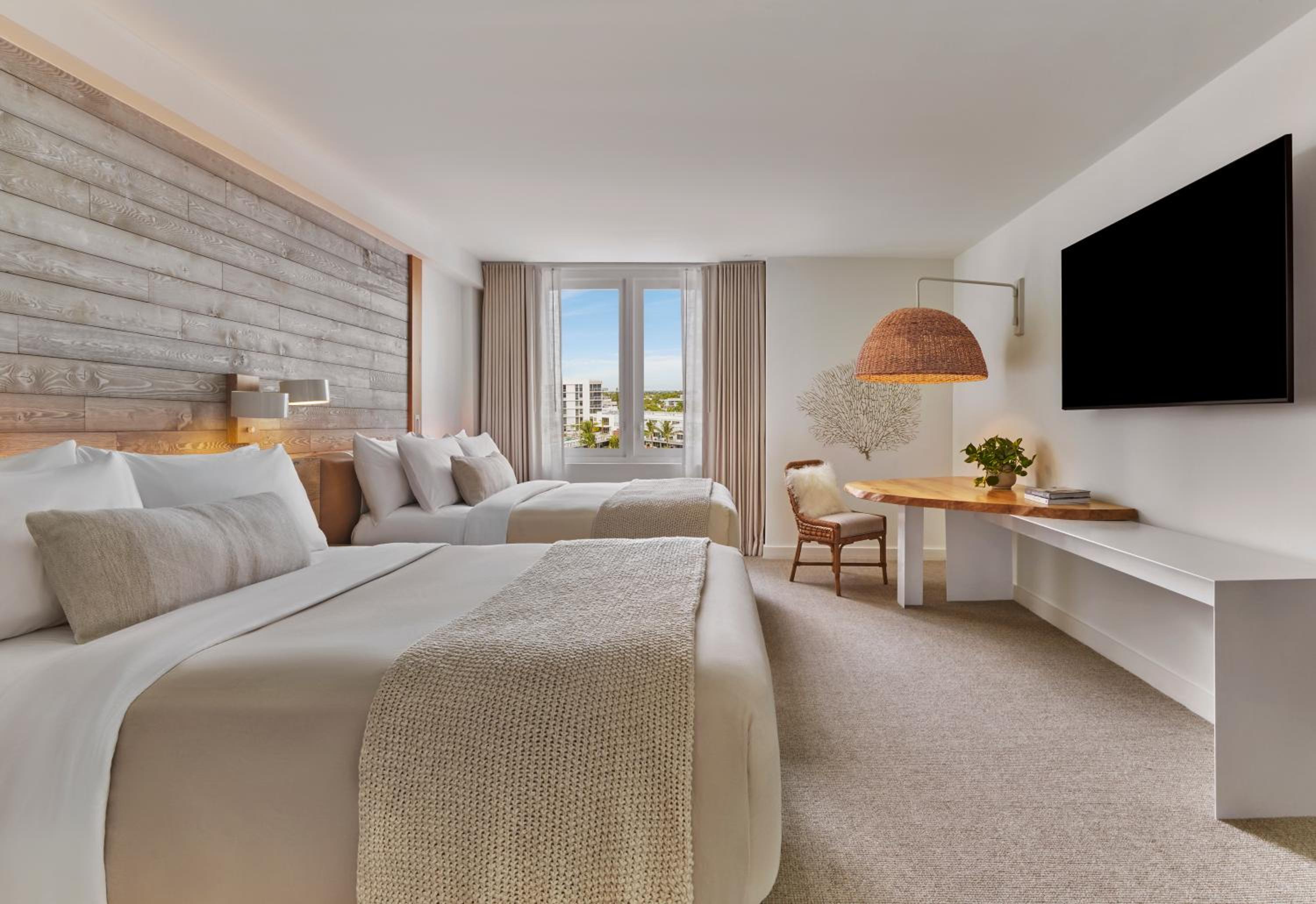 King Room with Two King Beds (Non Smoking)