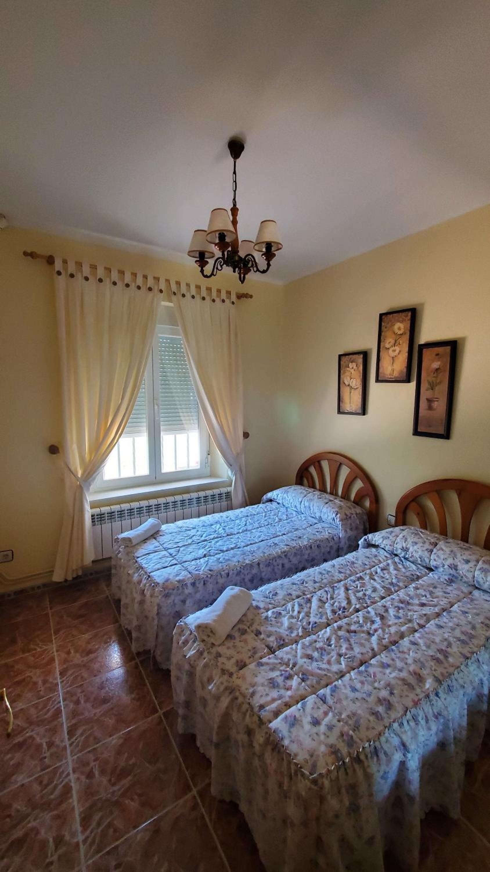 Three-Bedroom House photo 3