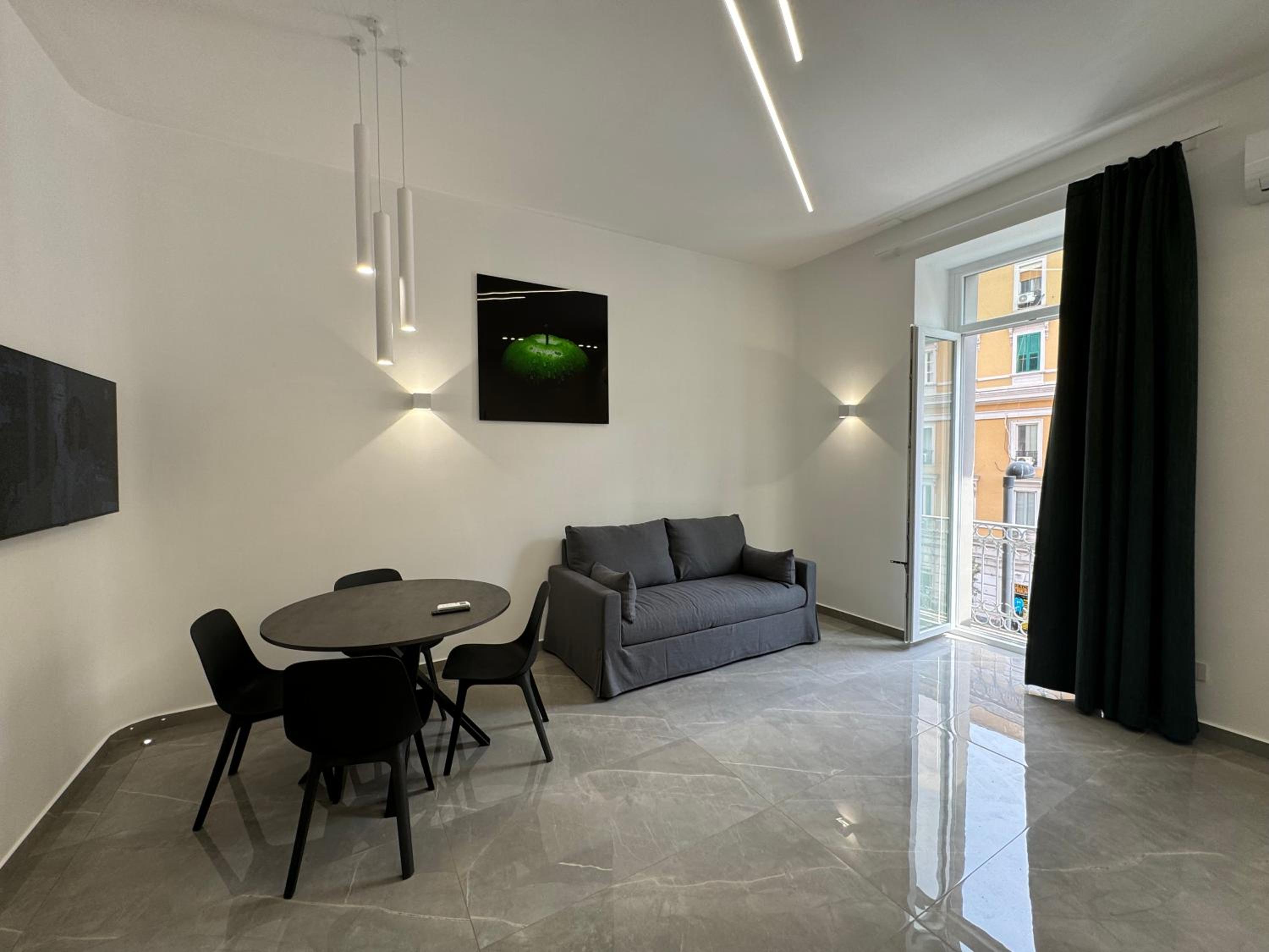 One-Bedroom Apartment